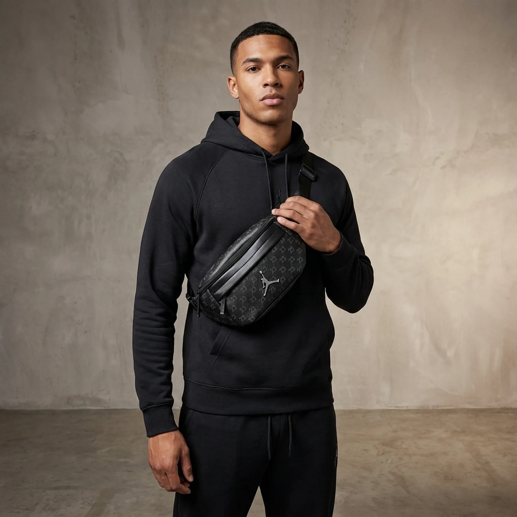 Сумка через плече Jordan Monogram Black (MA9085-G0T)