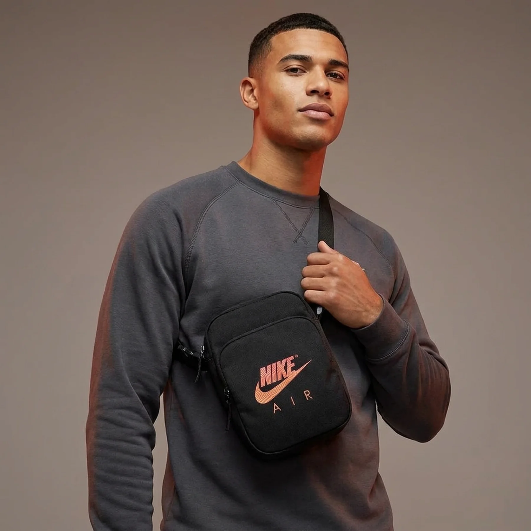 Nike Hritg Crssbdy-Air Wavey