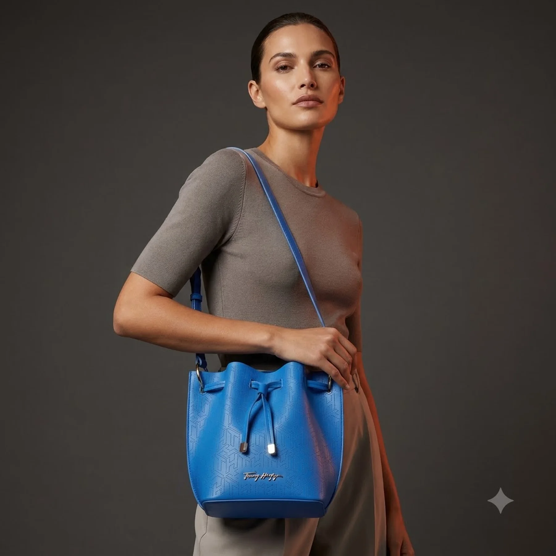 Сумка через плече Tina Bucket Tommy Hilfiger 1159855236 Синій