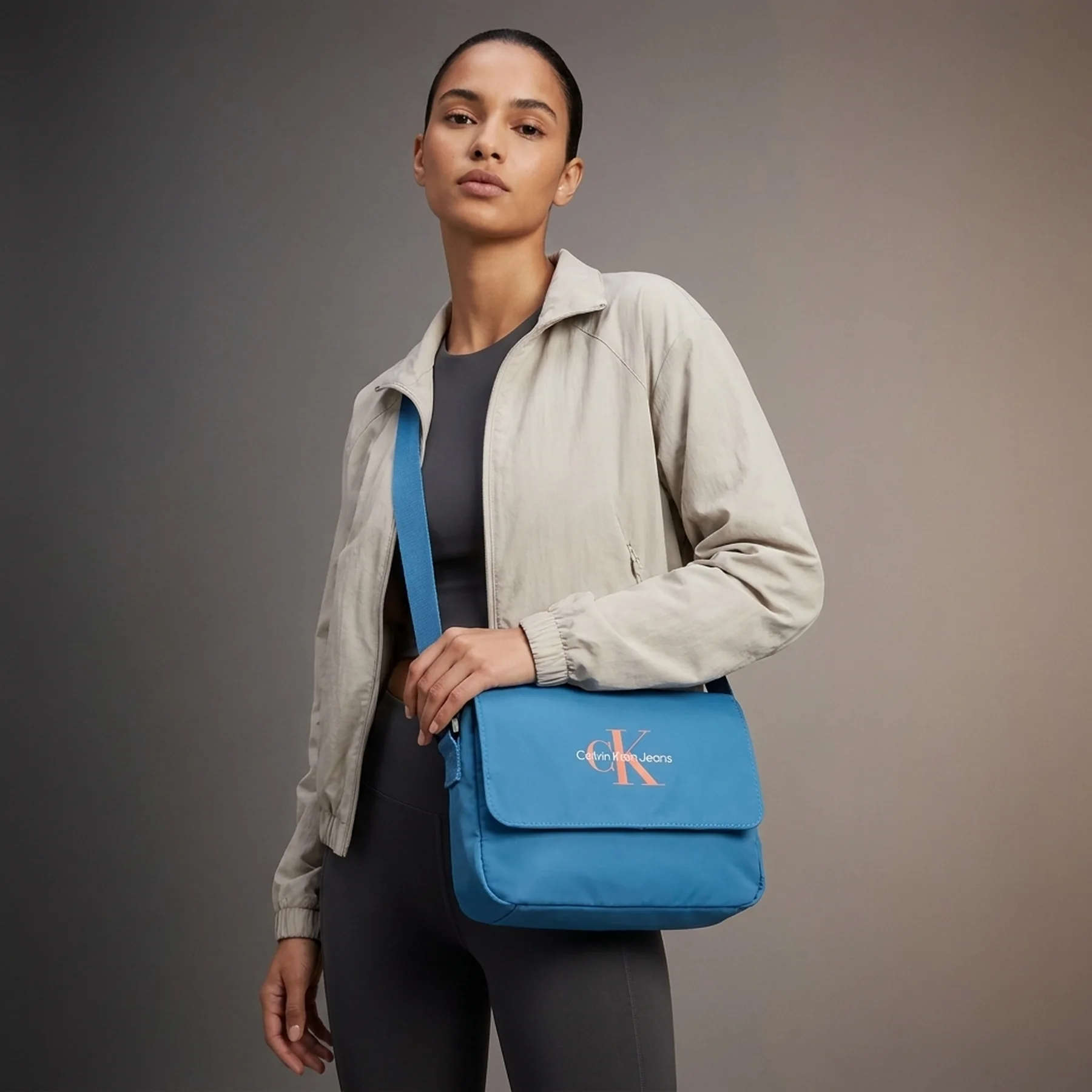 Сумка через плече від Sport Essentials Flap Calvin Klein 1159847503 Синій