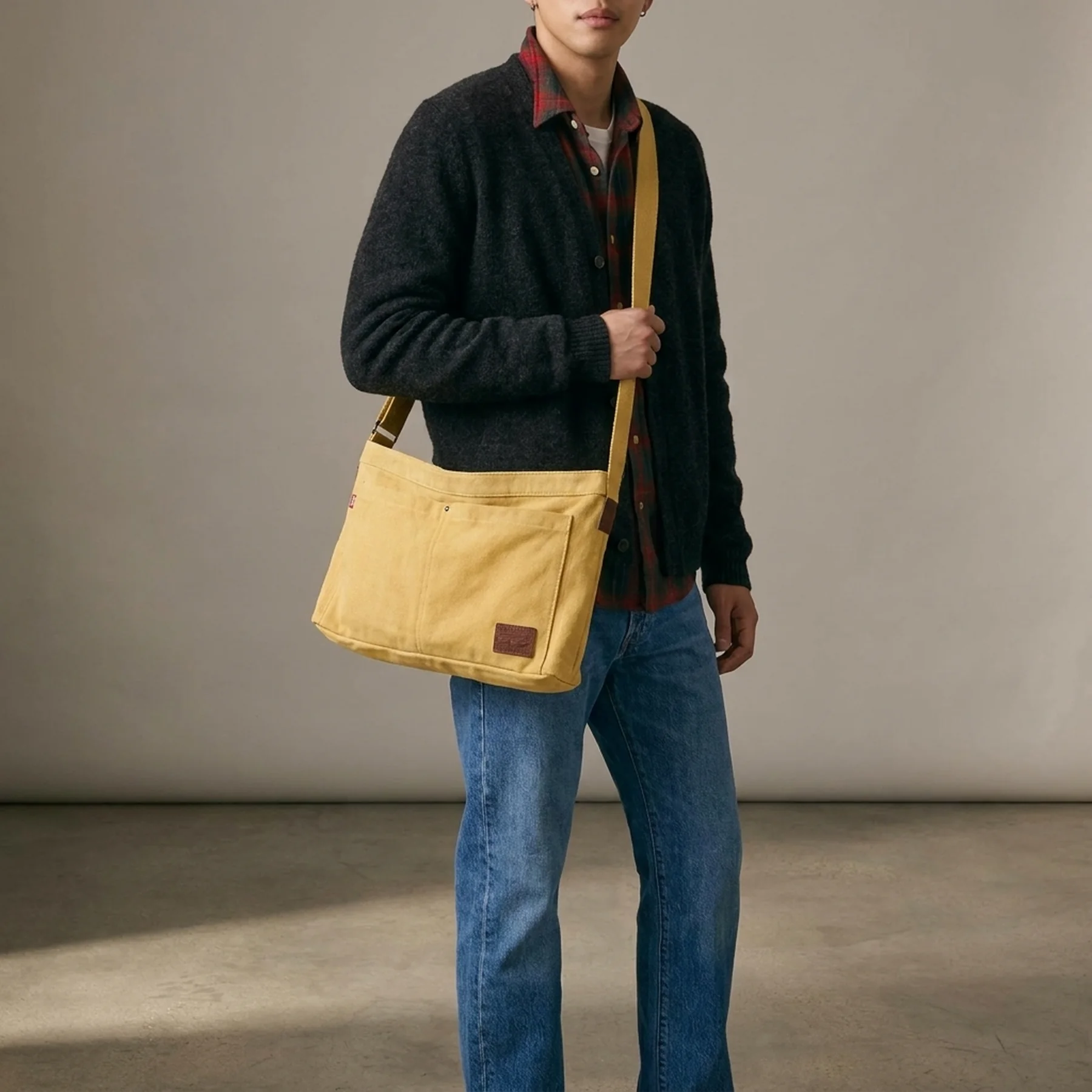Сумка-месенджер через плече Levi's 1159858080 Жовтий