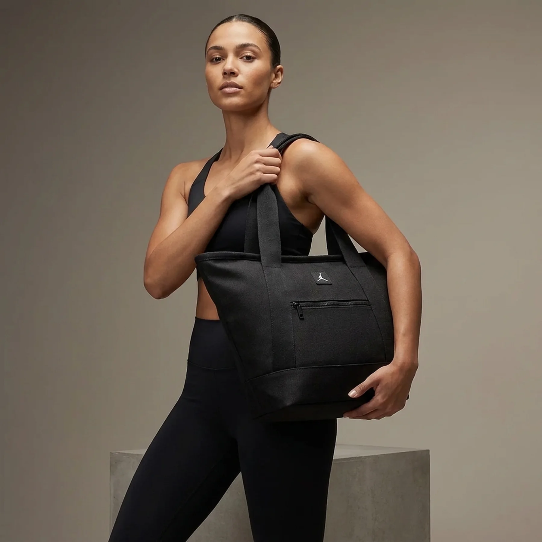 Сумка Nike Air Jordan Jumpman Tote (38L)