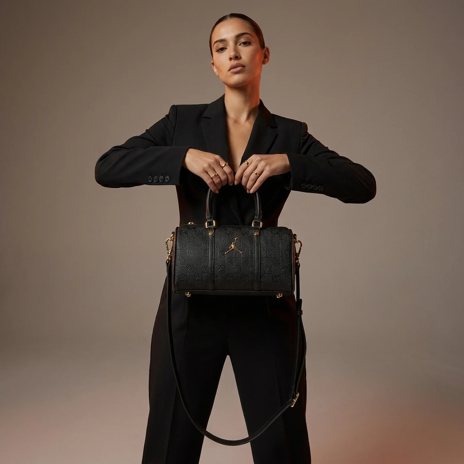 Сумка на плече Jordan Monogram Mini Duffle (MA9169-K5X)