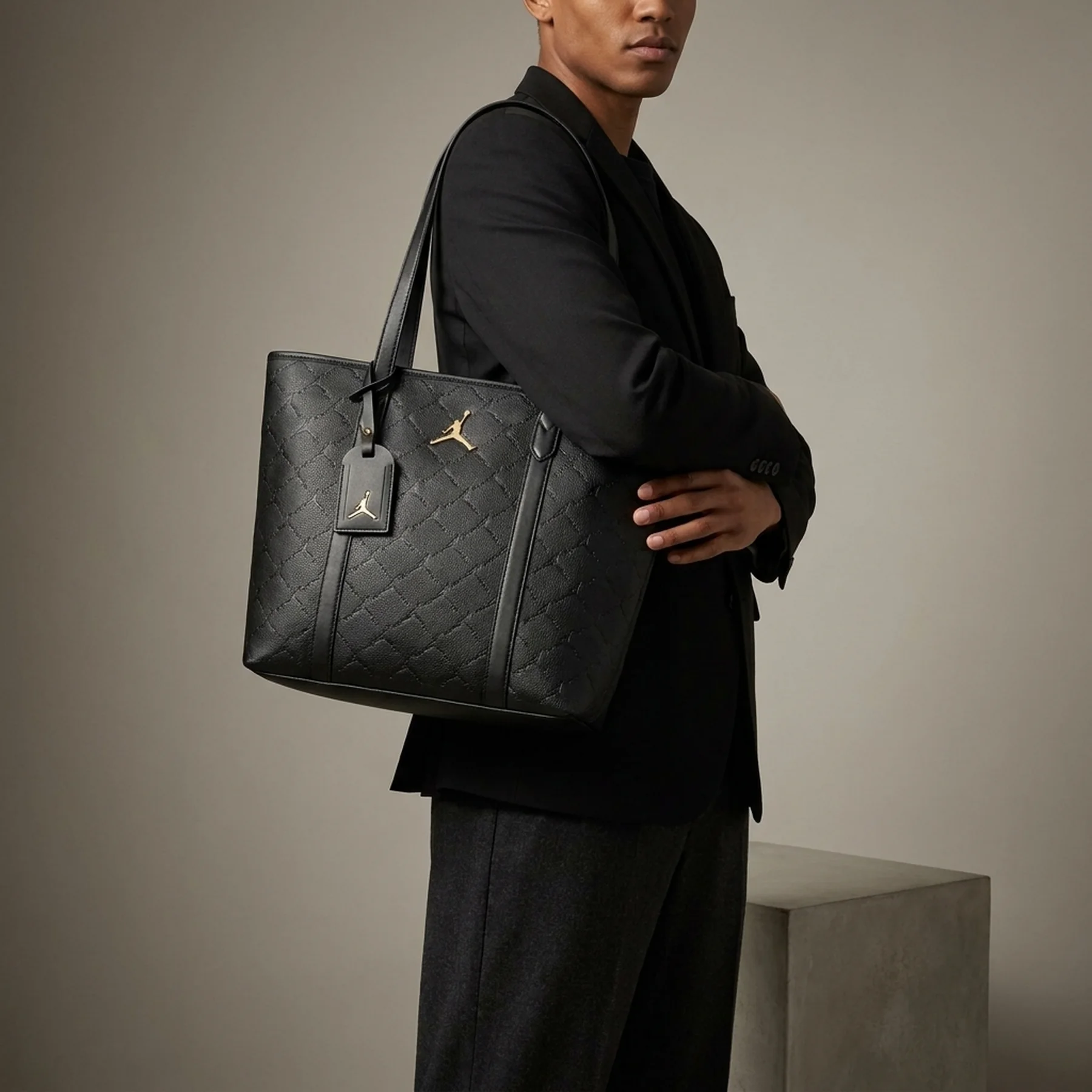 Сумка на плече Jordan Monogram (Tote, unisex)