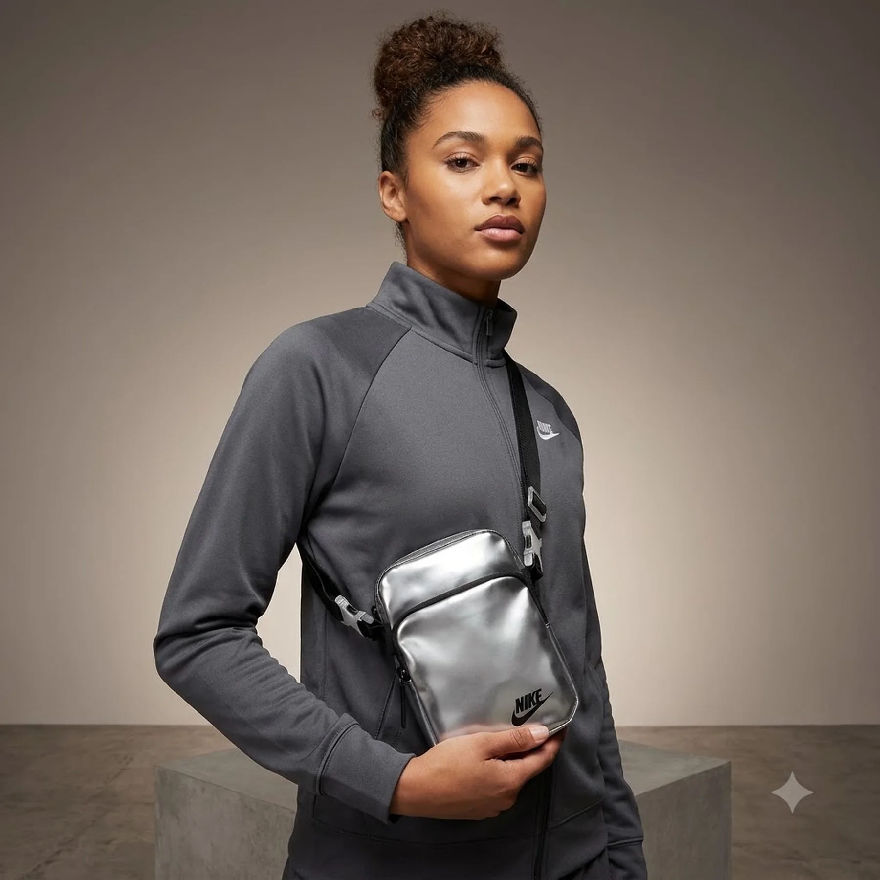 Сумка через плече Nike Heritage Crystal Crossbody