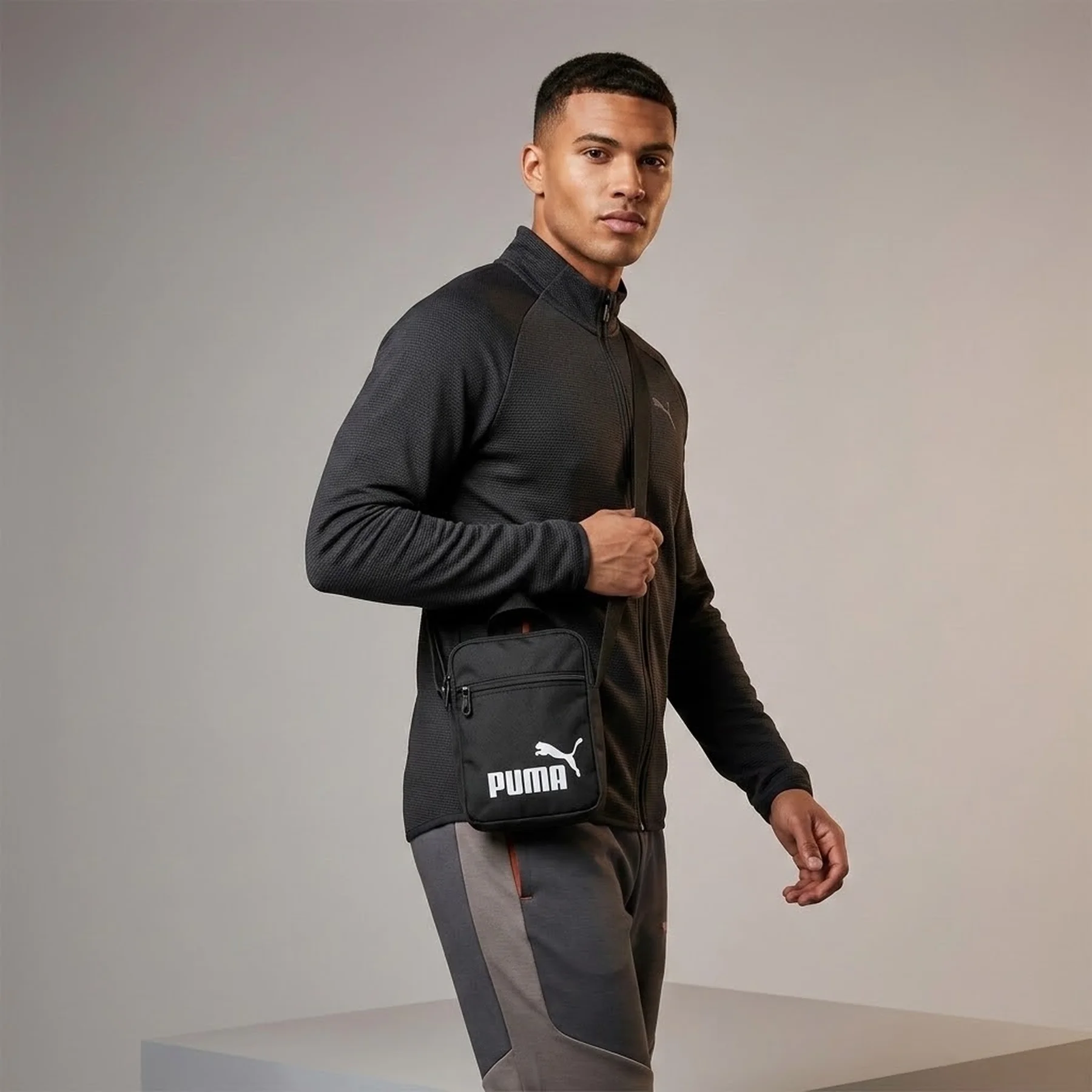 Оригінальна сумка через плече Puma Phase Portable