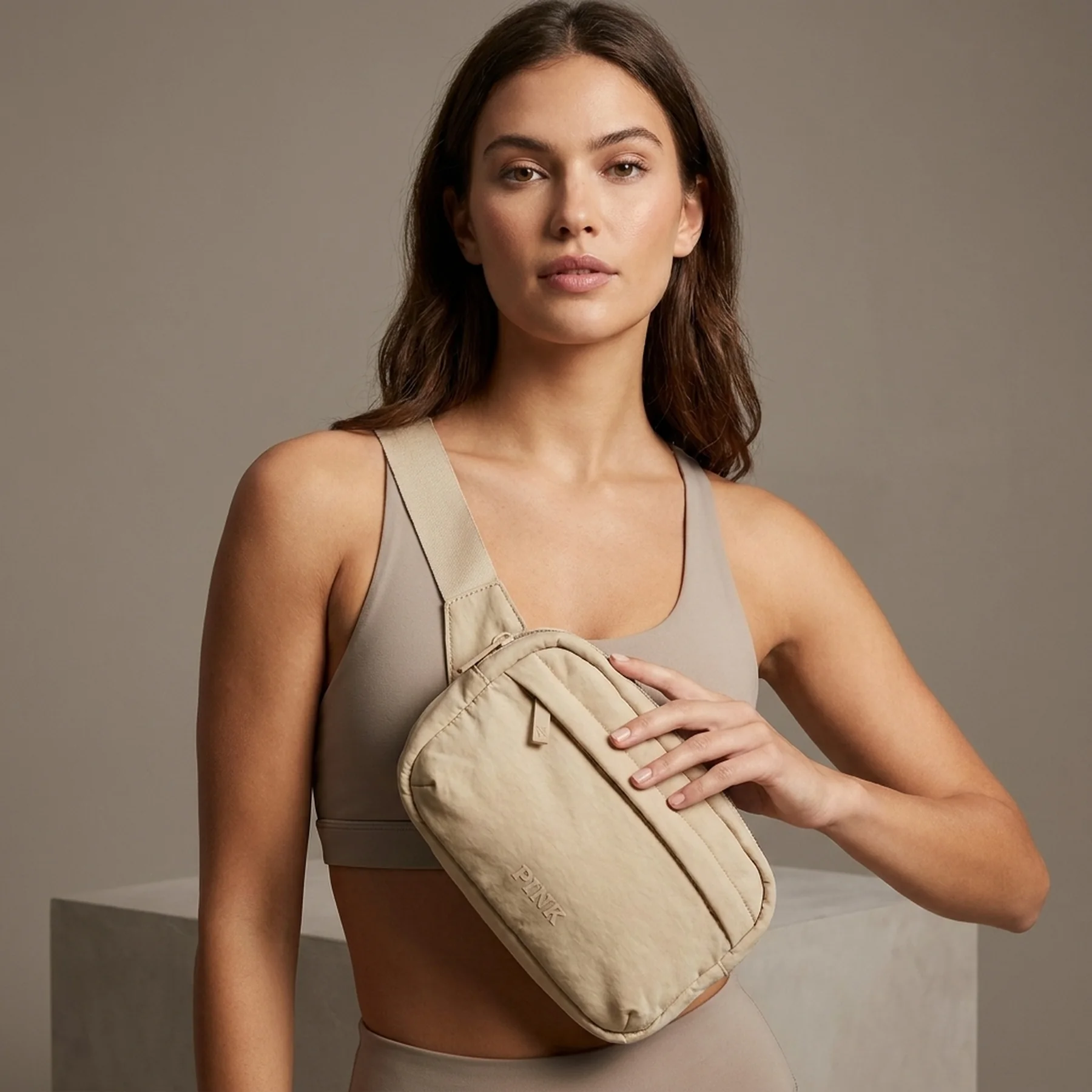 Сумка на пояс Victoria's Secret PINK 1159840645 (Молочний One size)