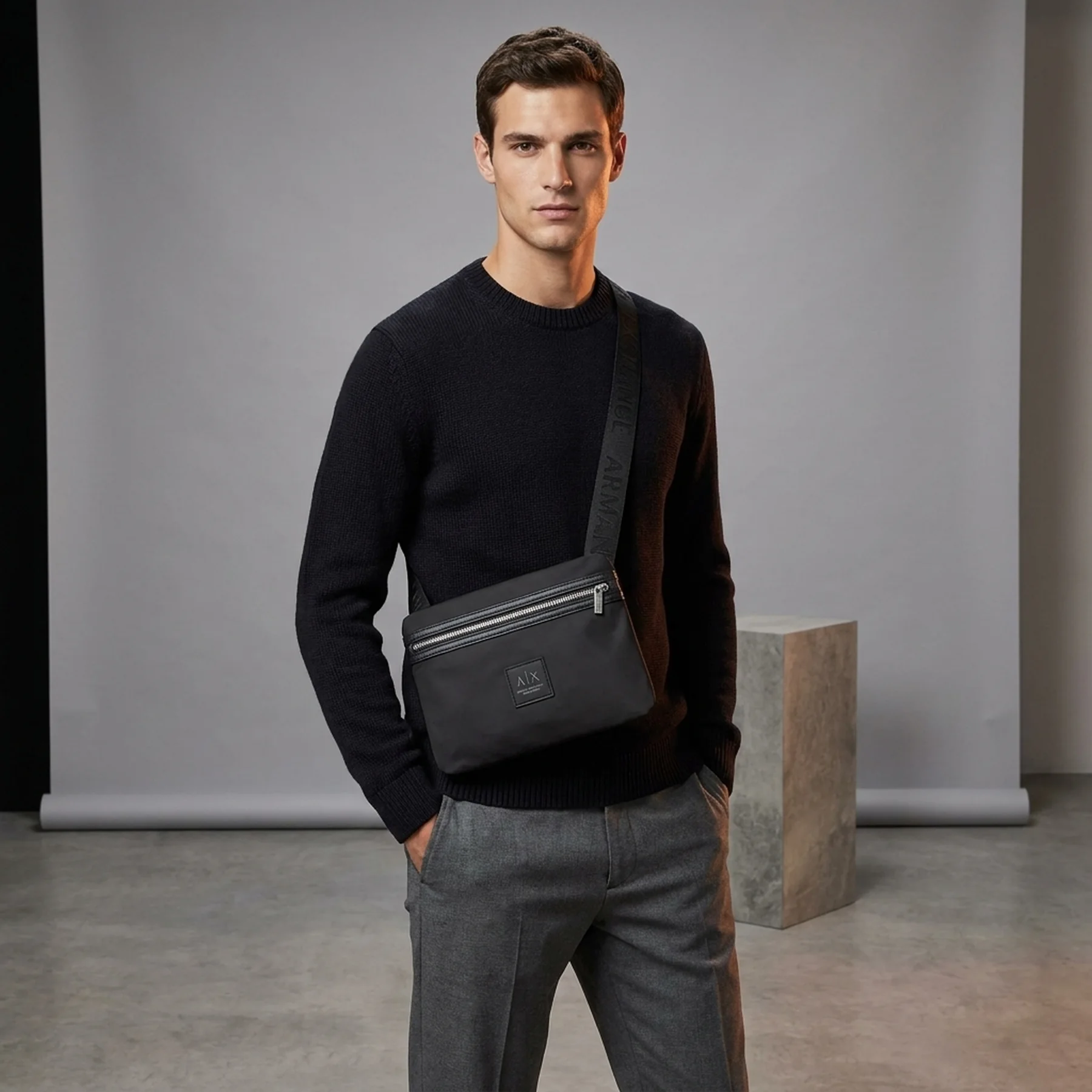Сумка рюкзак Armani Exchange з логотипом 1159834166 (Чорний One size)