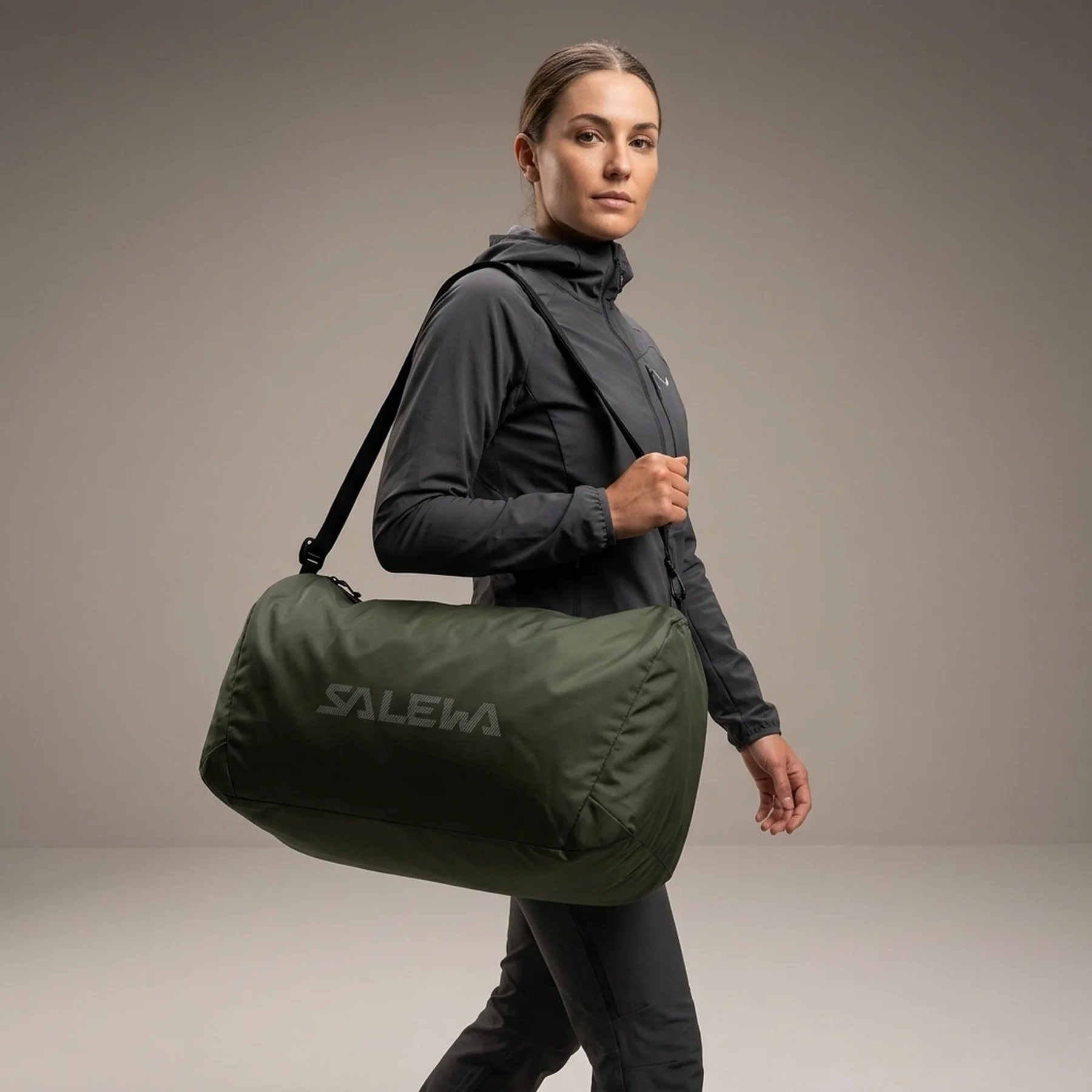 Сумка Salewa ULTRALIGHT DUFFLE 28L 1421 5560 - UNI - темно-оливковий