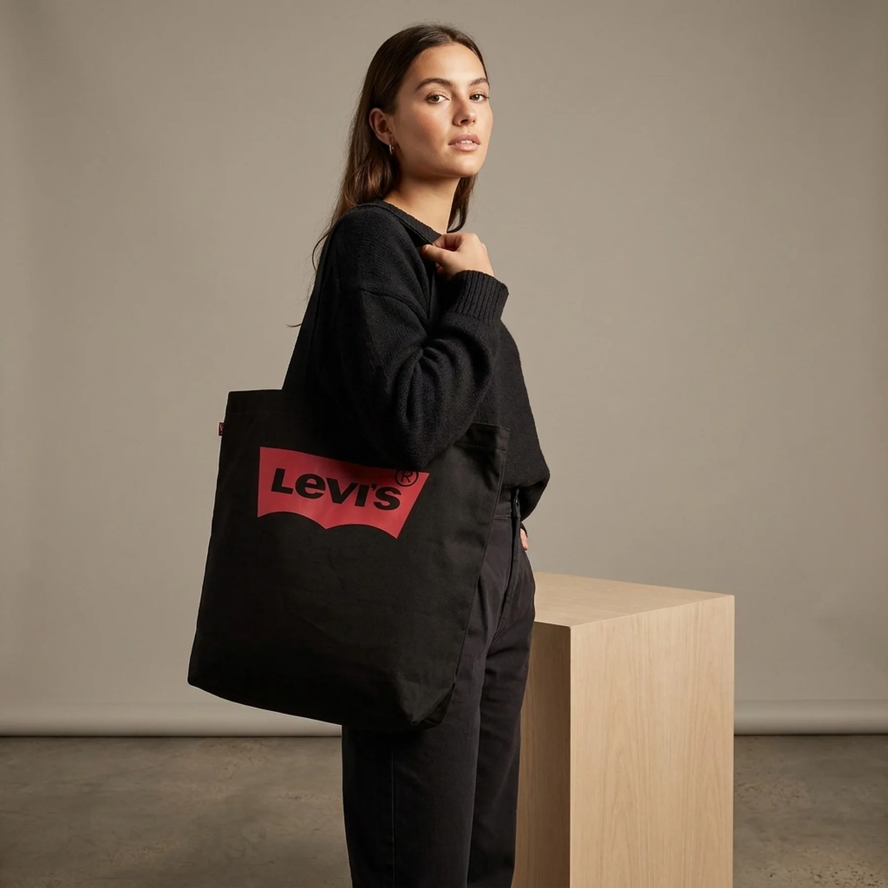 Сумка-шоппер Levi's з логотипом 1159831333 (Чорний One size)