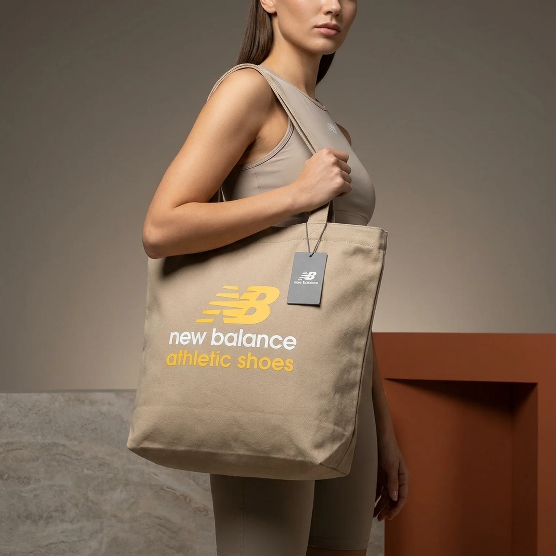 Сумка-шоппер New Balance 1159847589 Бежевий