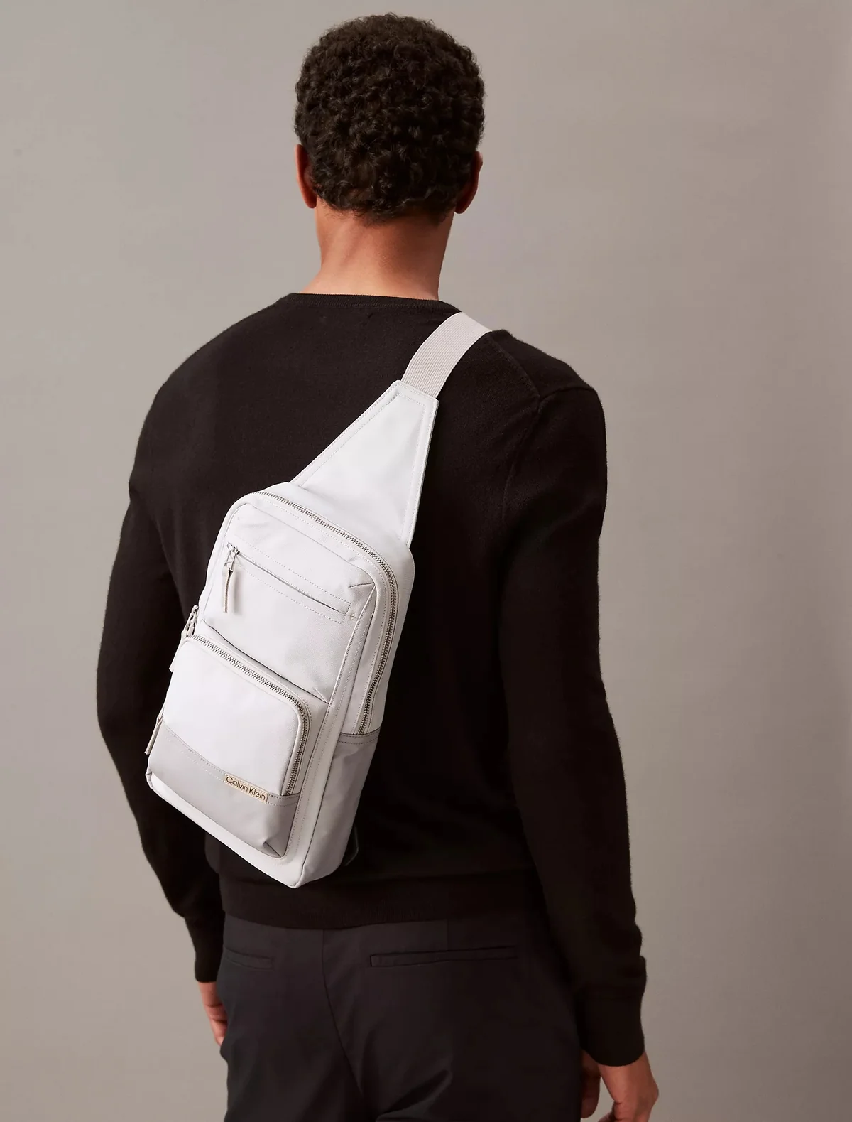 Сумка-слінг Calvin Klein Utility Sling Bag 1159815570  (Сірий One size)