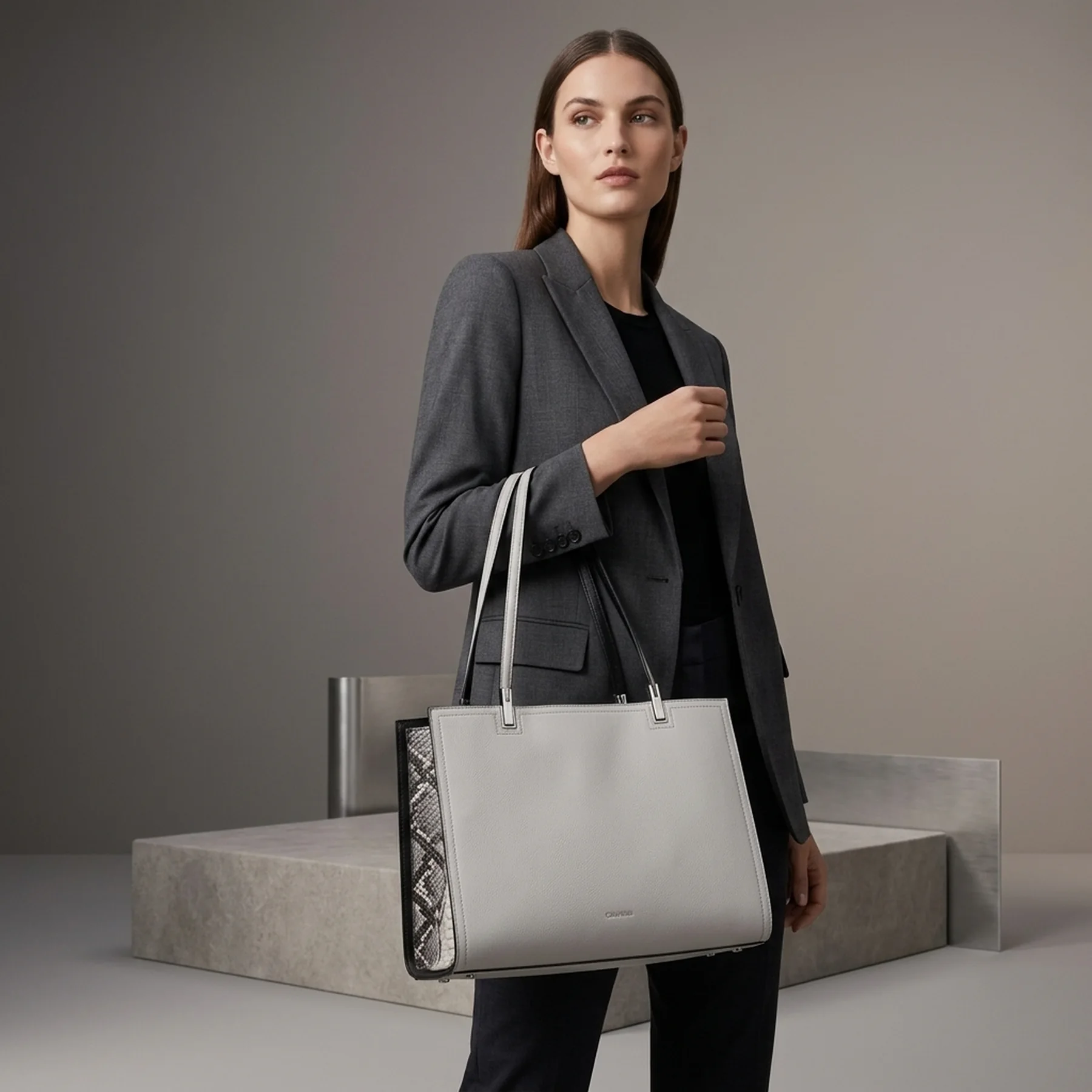 Сумка тоут Calvin Klein Verne 1159843236 (Молочний One size)