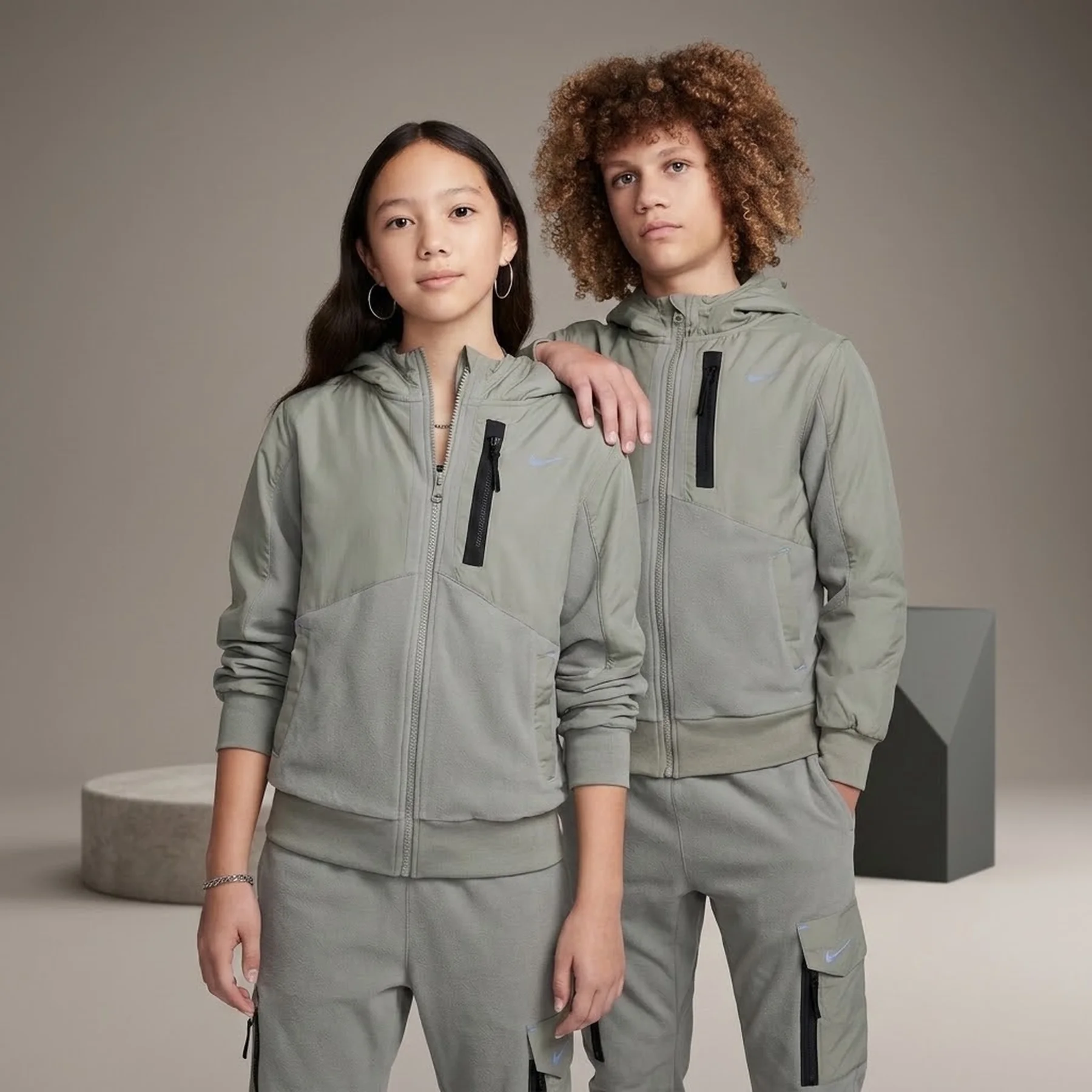 Светр дитячий Nike Nsw City Utility Grey (HF4208-053)