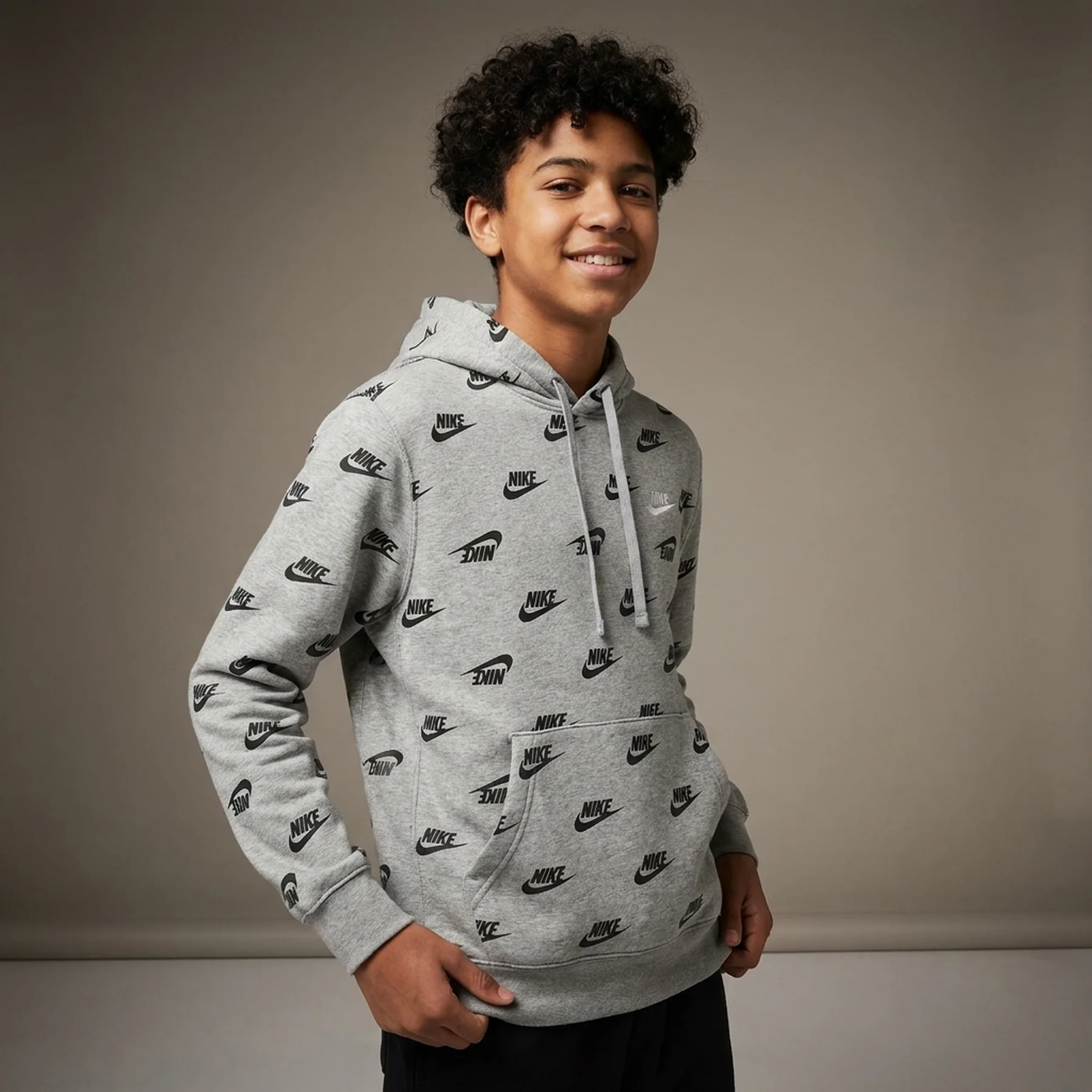 Светр дитячий Nike Sportswear Club Fleece (FN8741-084)