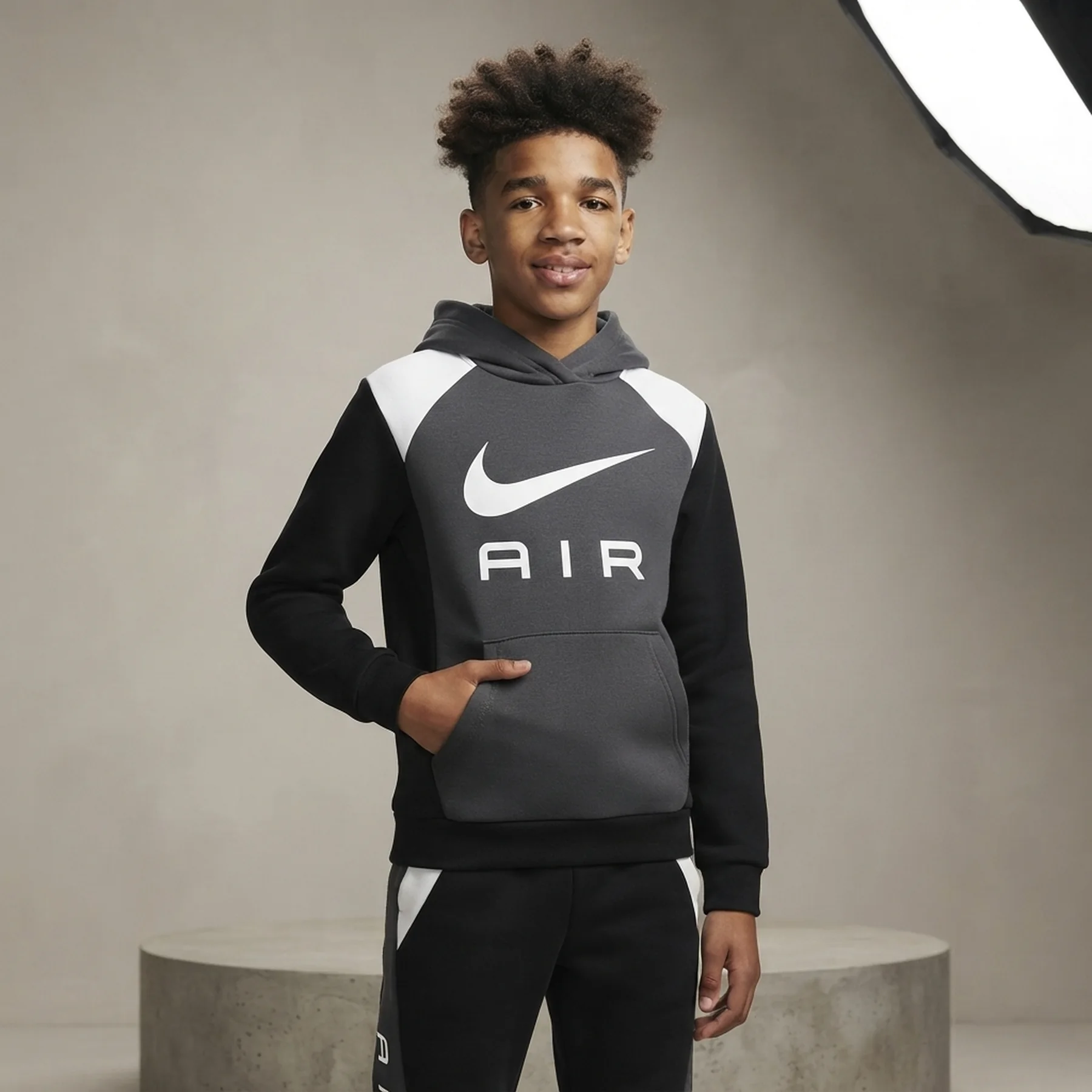 Спортивний костюм підлітковий Nike Air Po Black (FZ4955-060__FZ5004-010)
