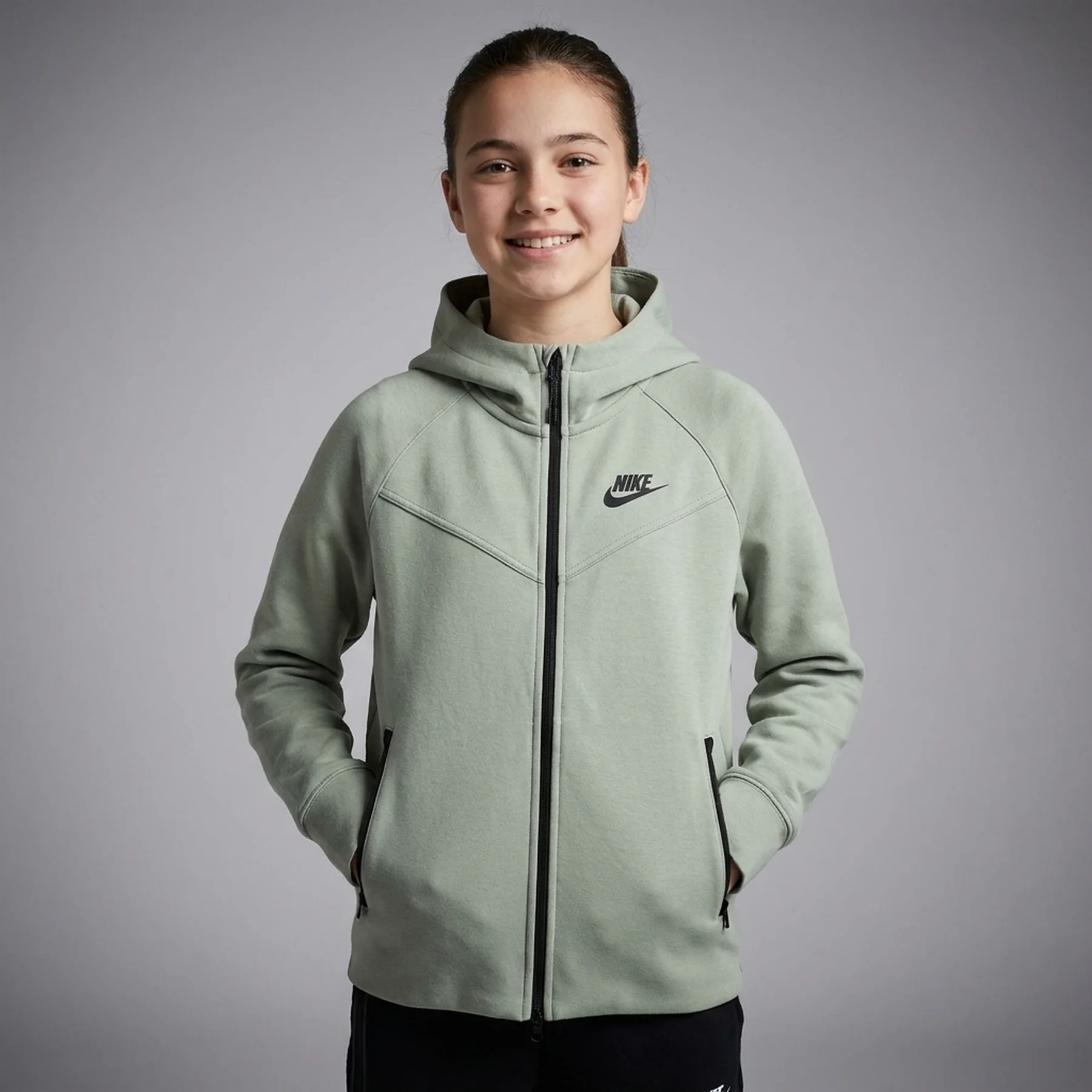 Светр підлітковий Nike Nsw Tech Fleece Hd Fz Ls (FD2979-370)