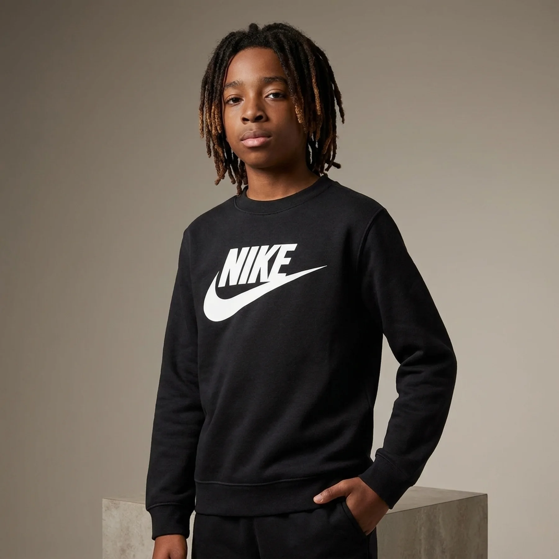 Светр підлітковий Nike Sportswear Club Fleece (FD2992-010)