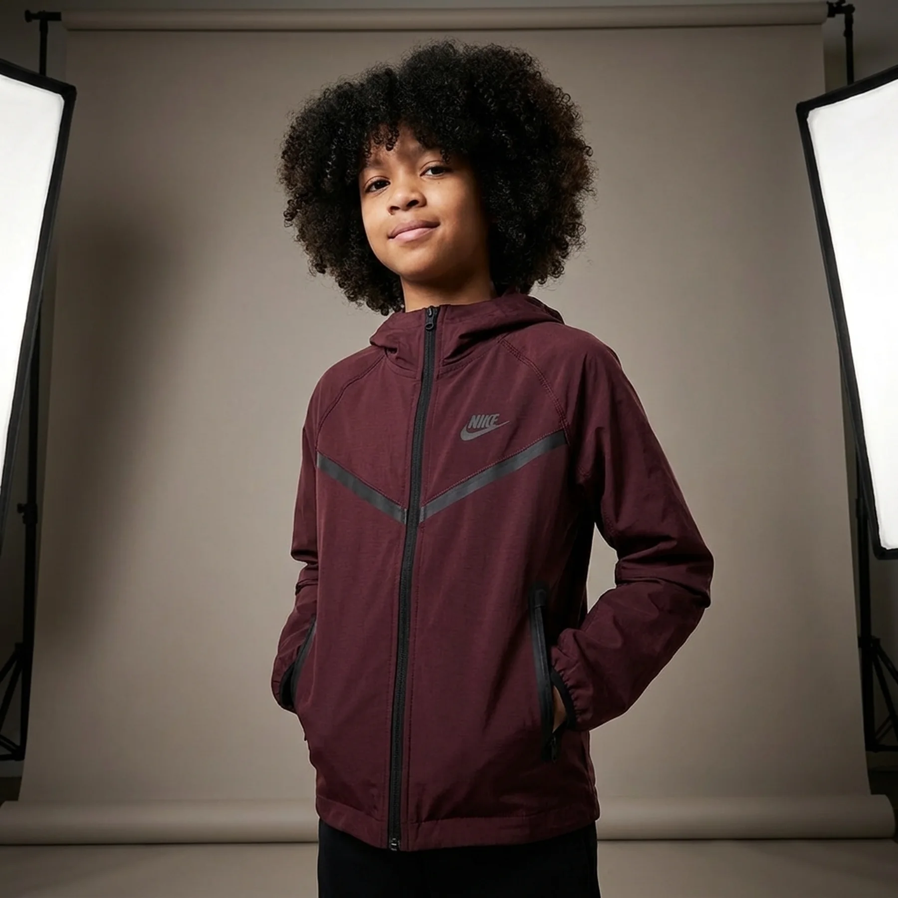 Светр підлітковий Nike Tech Woven Jacket (HQ8911-652)