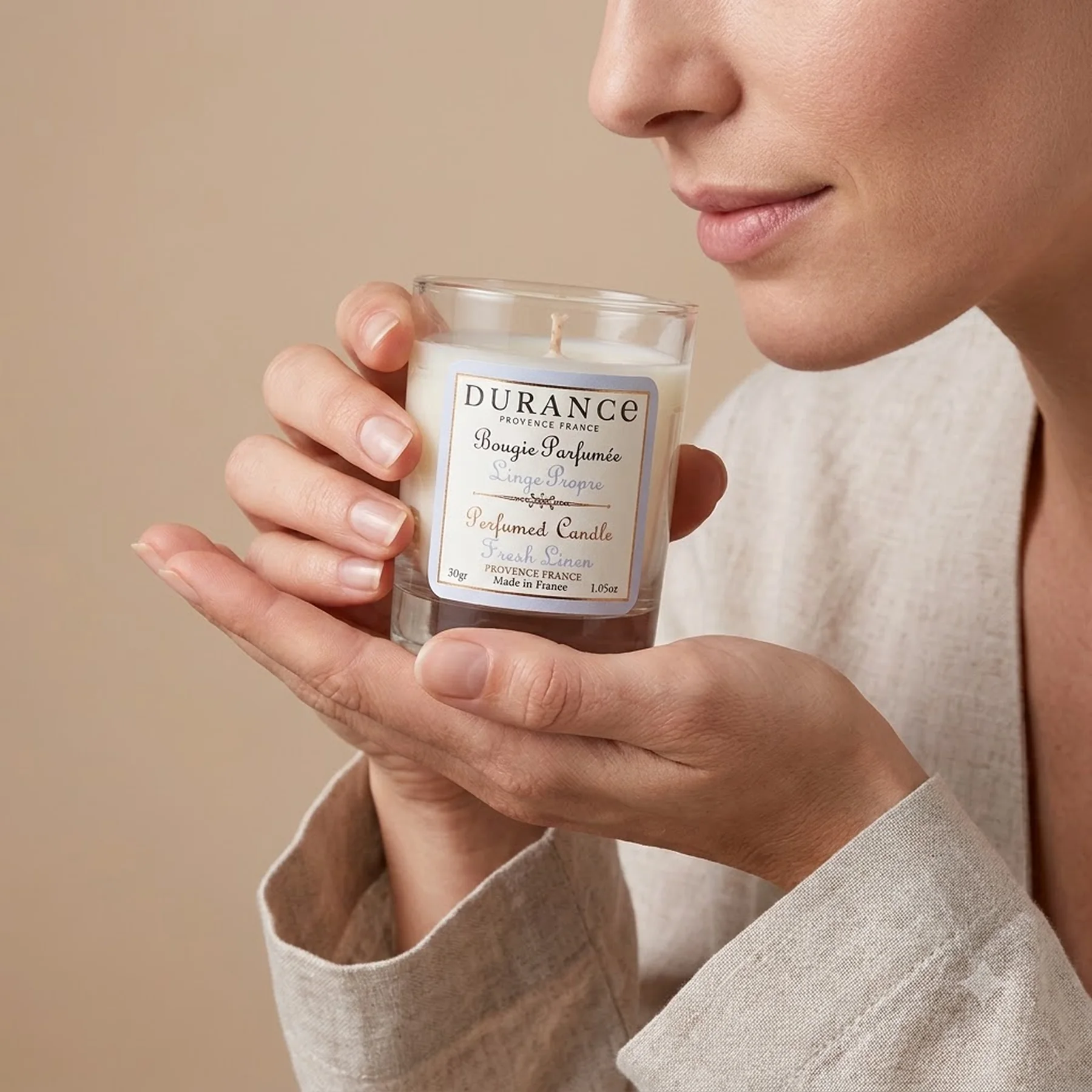 Свеча парфюмированная Durance Mini Perfumed Candle 30 г Свіжа постільна білизна