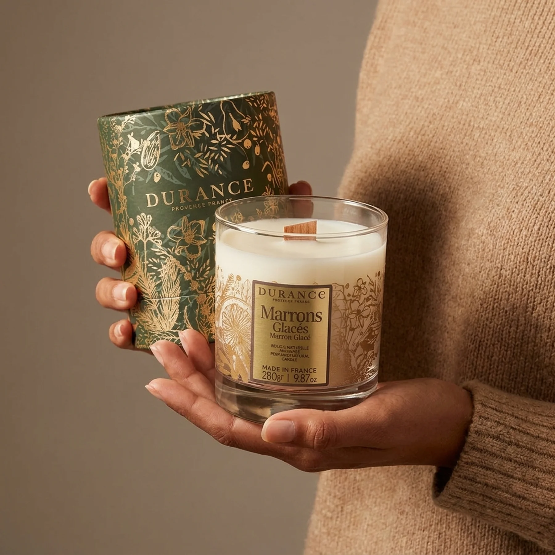Свеча парфюмированная Durance Perfumed Natural Candle 2024 280 г Зацукровані каштани