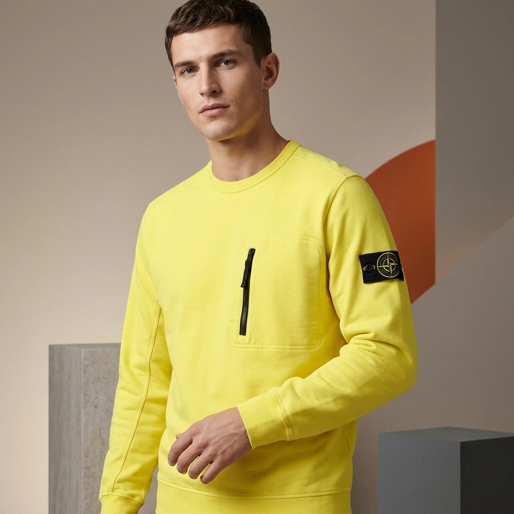 Світшот чоловічий Stone Island Cotton Zip Pocket Detail Crewneck Pczec