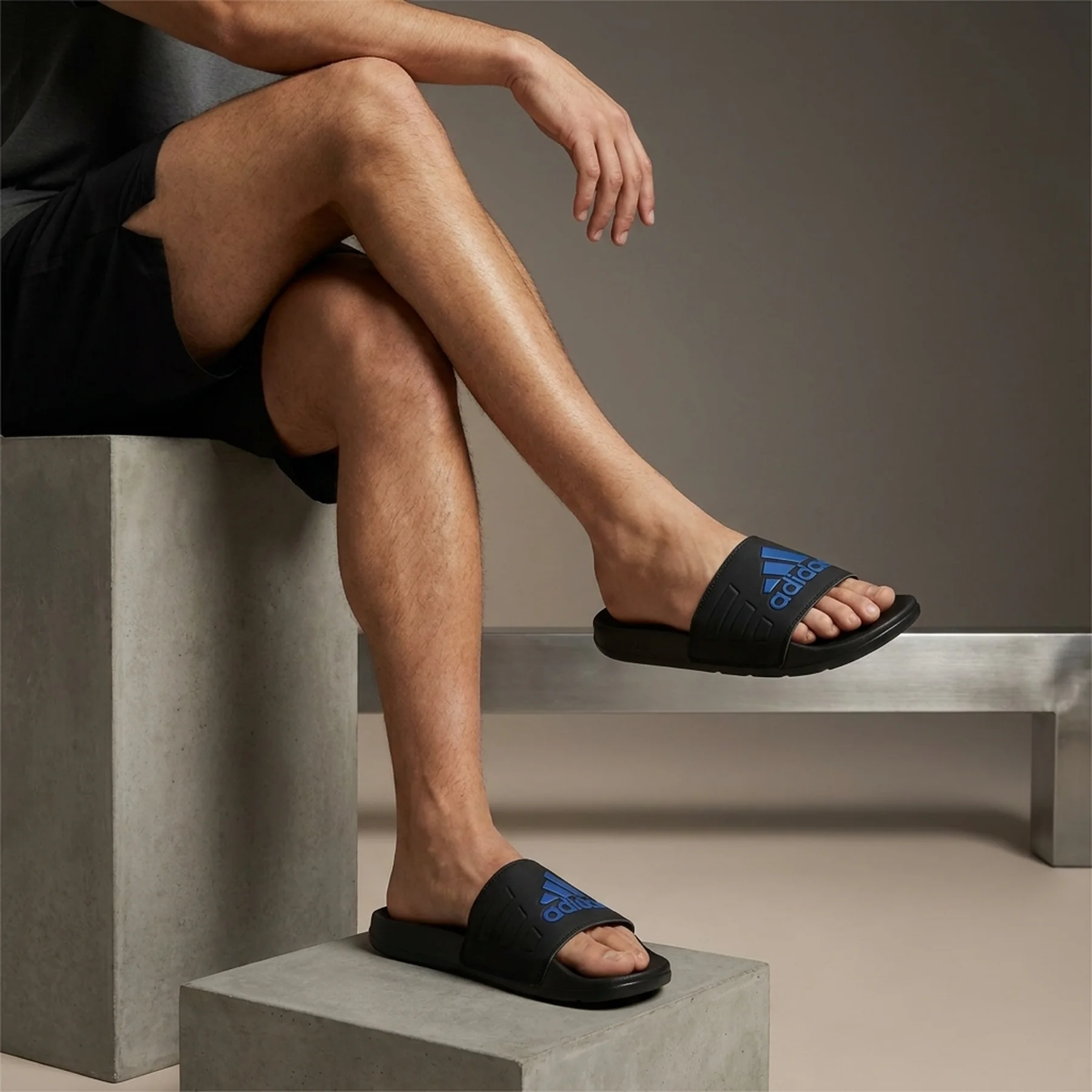 Тапочки чоловічі Adidas Racer Tr Sportswear (G58170)