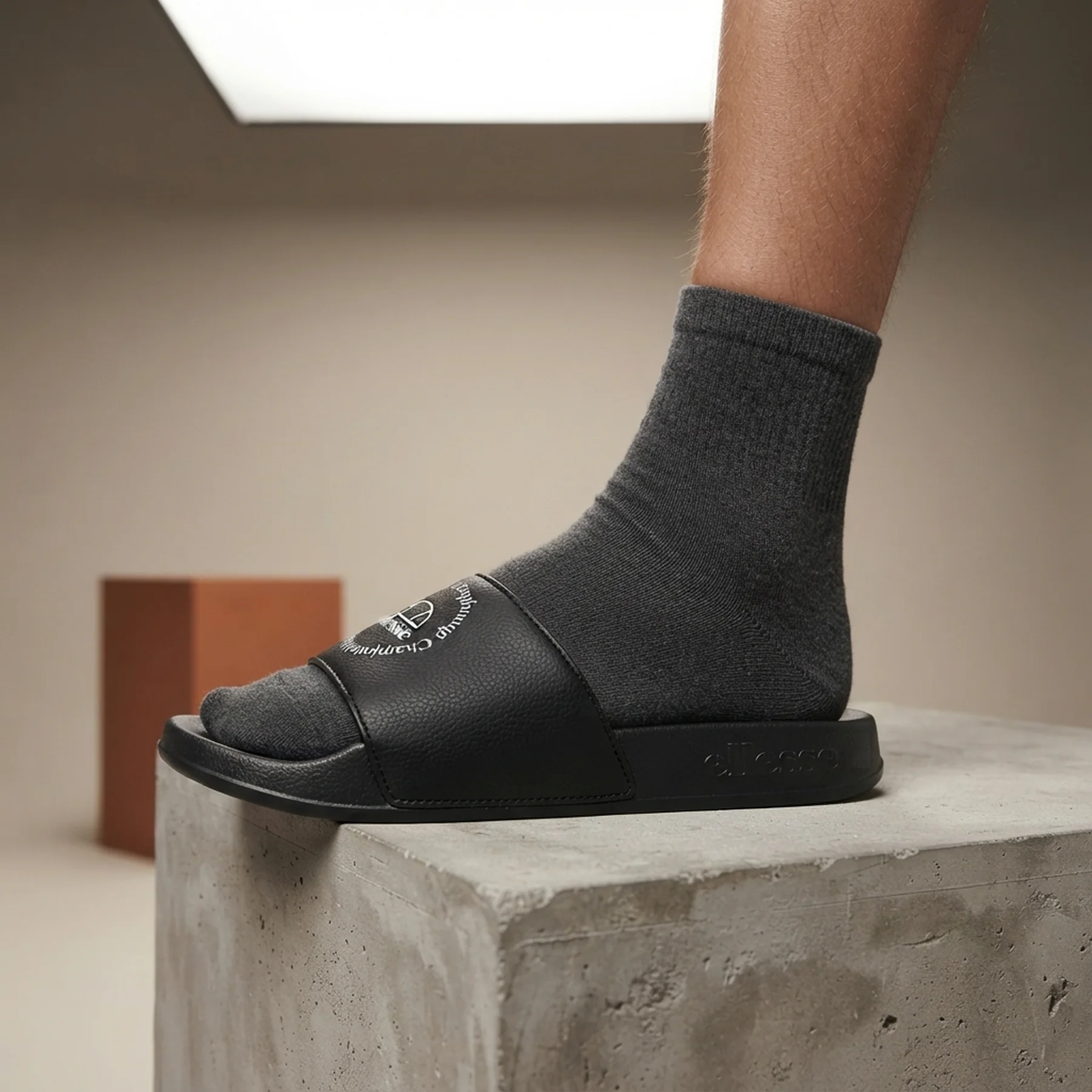 Тапочки чоловічі Ellesse Filippalta Slide (SHRF0623-011)