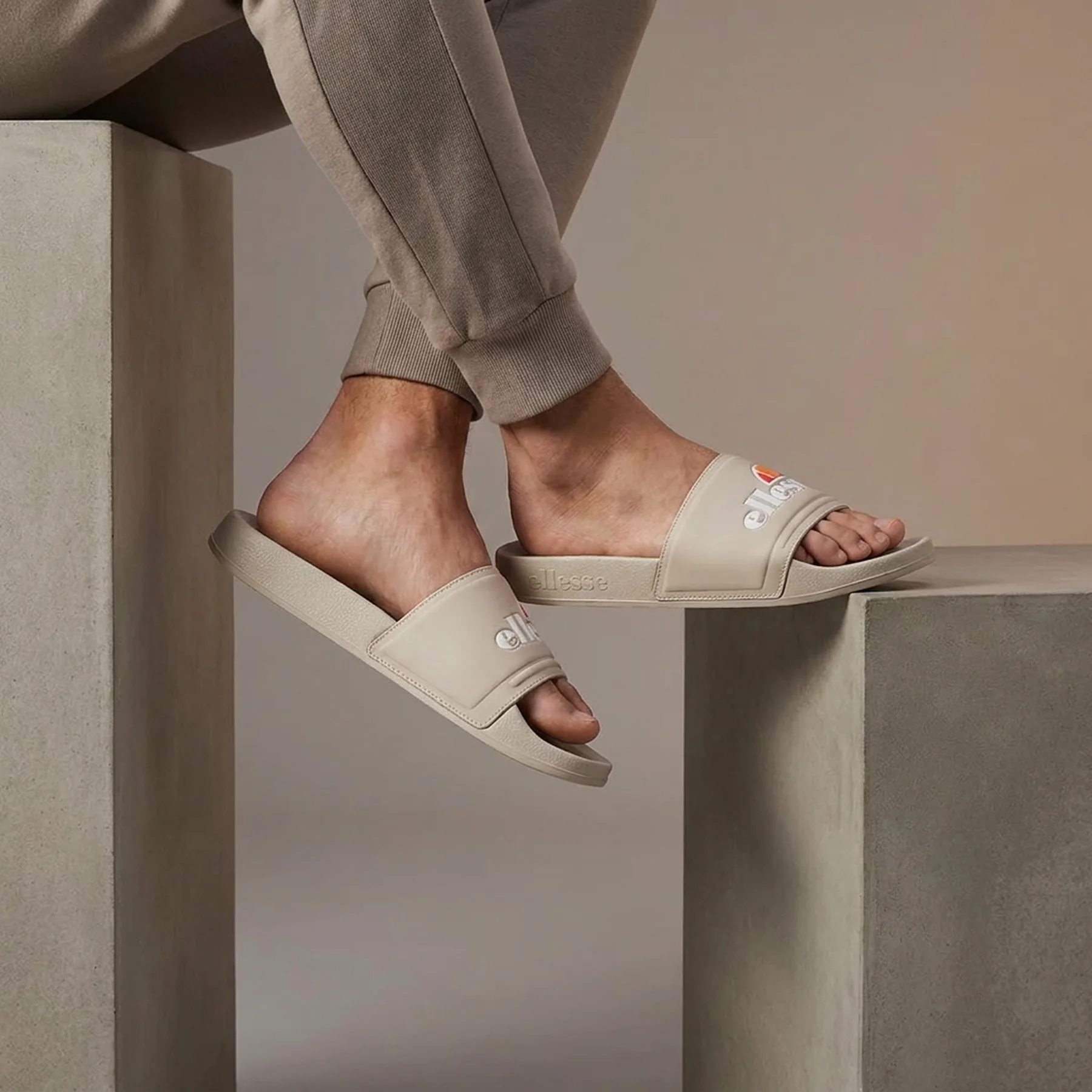 Тапочки чоловічі Ellesse Filippo Slide (SHRF0397-214)