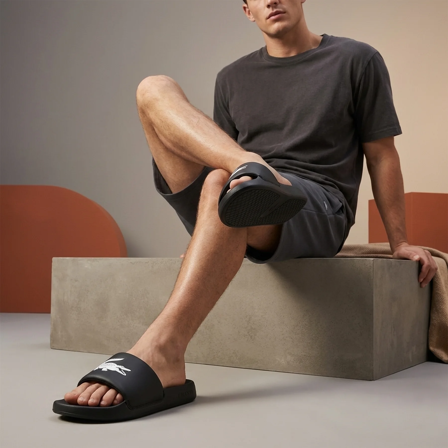 Тапочки чоловічі Lacoste Serve Slide Logo (749CMA0021312)