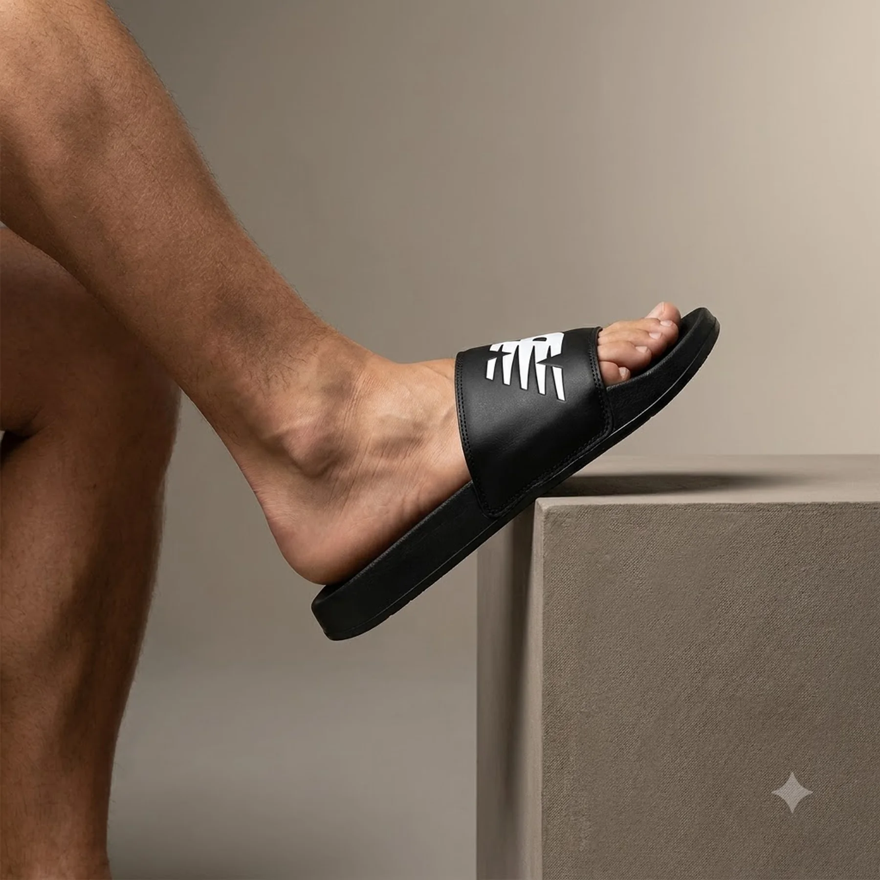 Тапочки чоловічі New Balance 50 (чорні)