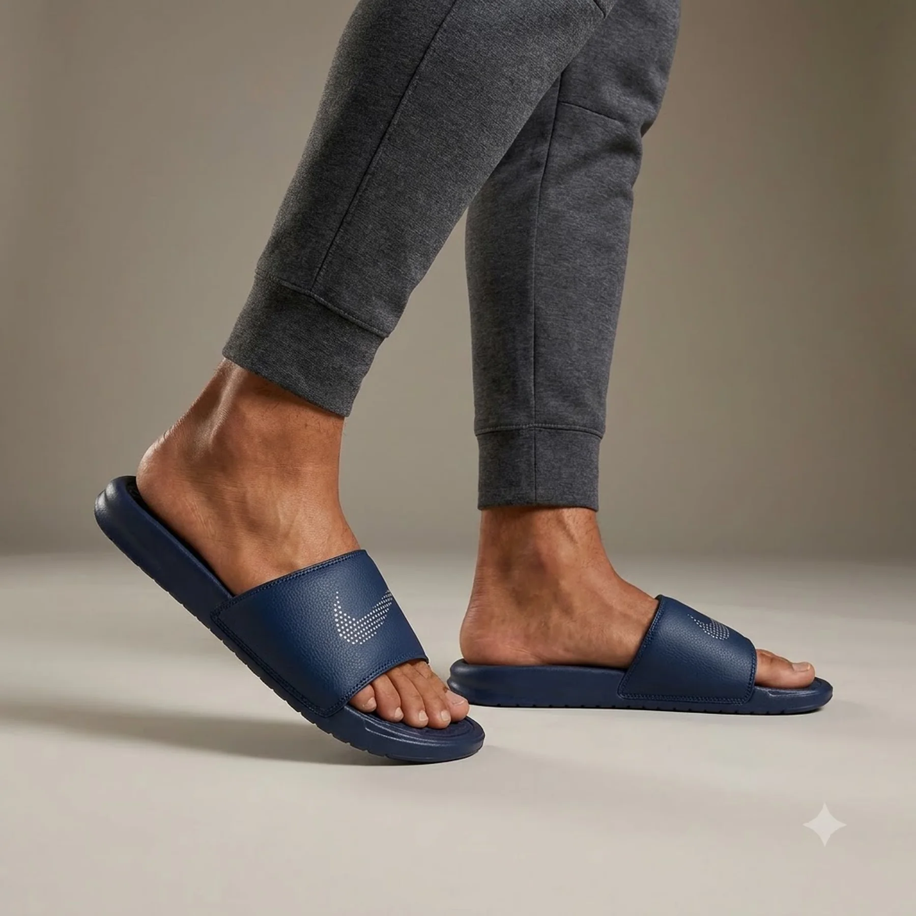 Тапочки чоловічі Nike Victori One (CZ5478-400)