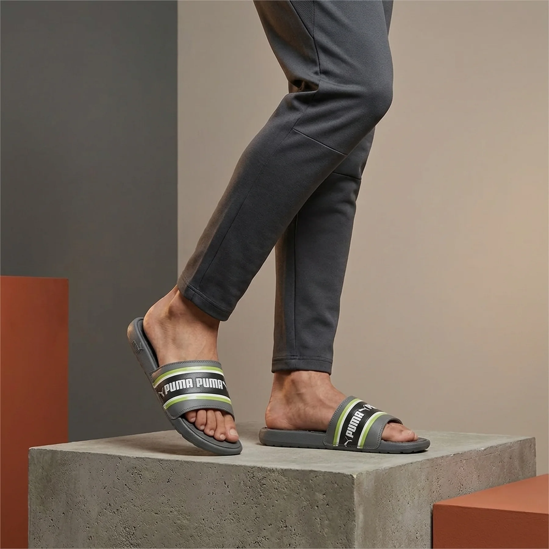 Тапочки чоловічі Puma Cool Cat Stripe Repeat Slide Sandals Grey (385887-02)