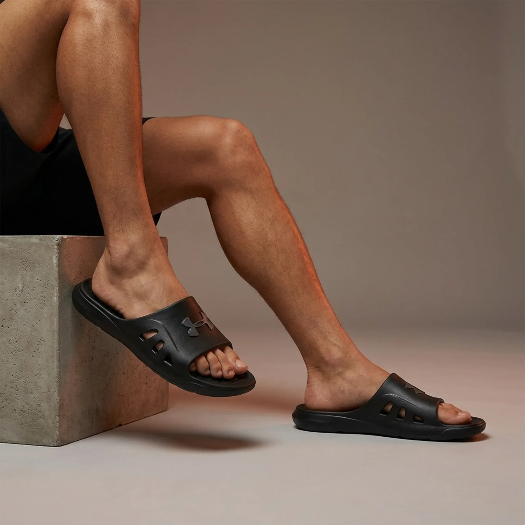 Тапочки чоловічі Under Armour Ua M Locker V Sl (3028094-001)