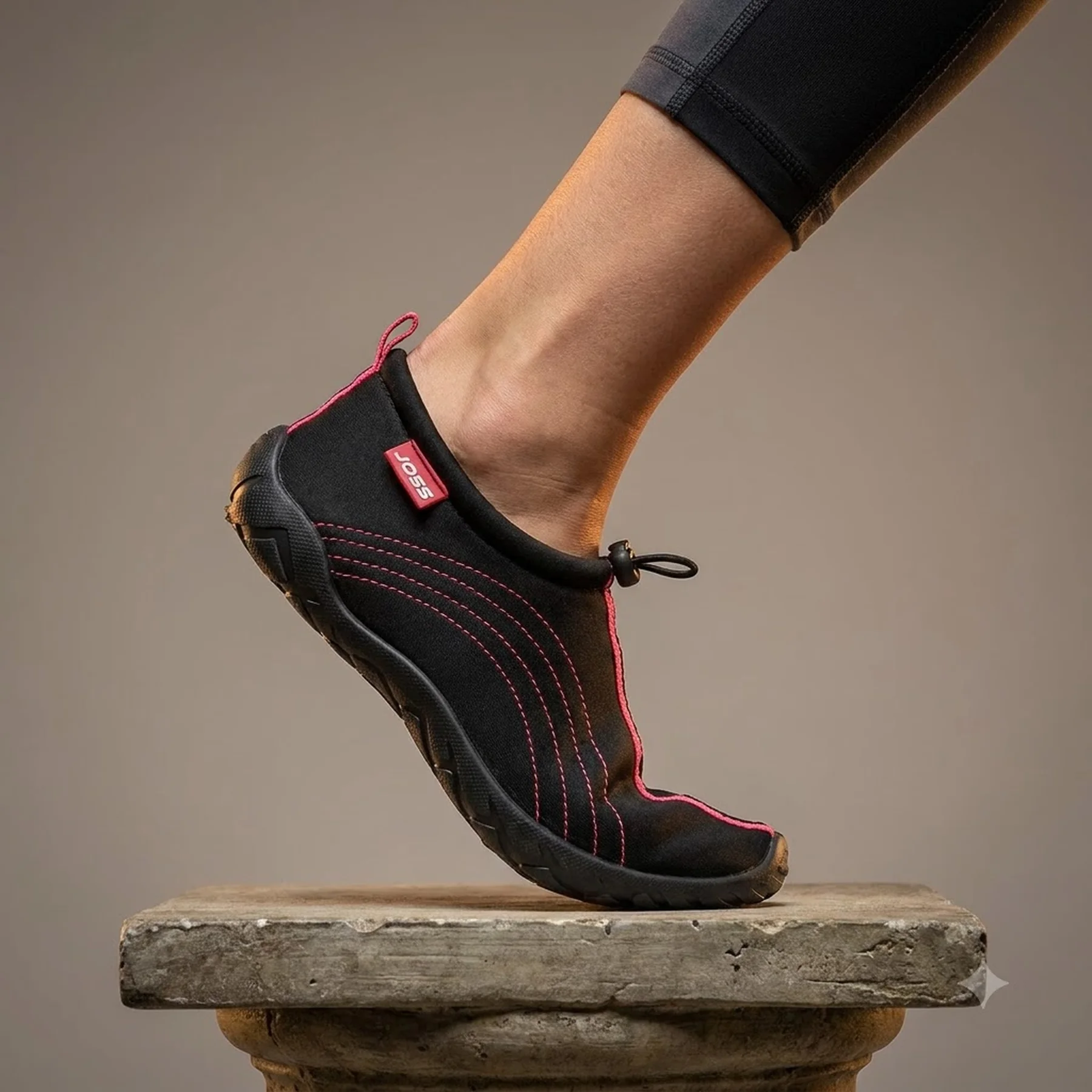 Тапочки коралові AQUASHOES 105947JSS-99 Joss 39 Чорний