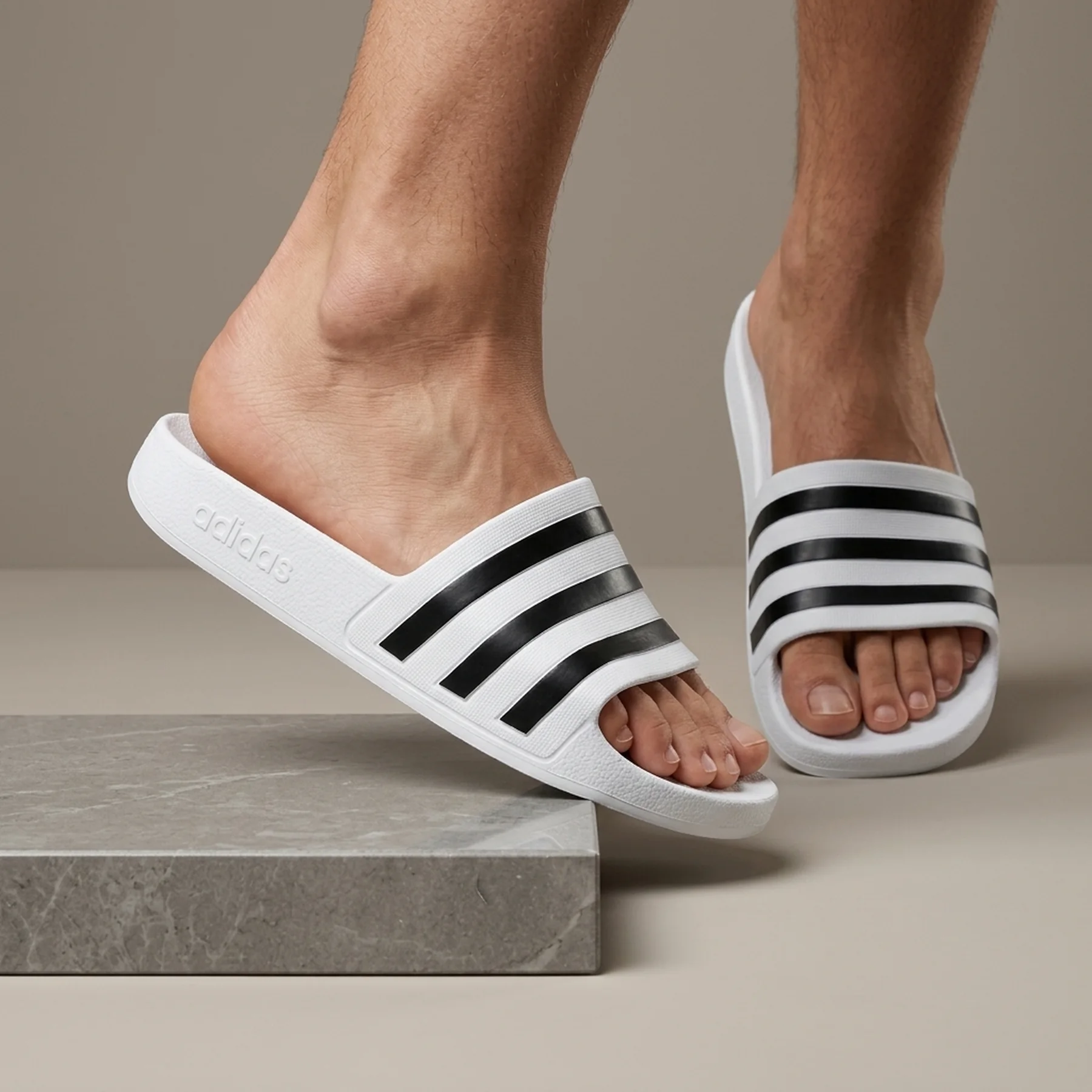 Шльопанці Adidas ADILETTE AQUA білий Уні 46 (11UK) 28.4 см