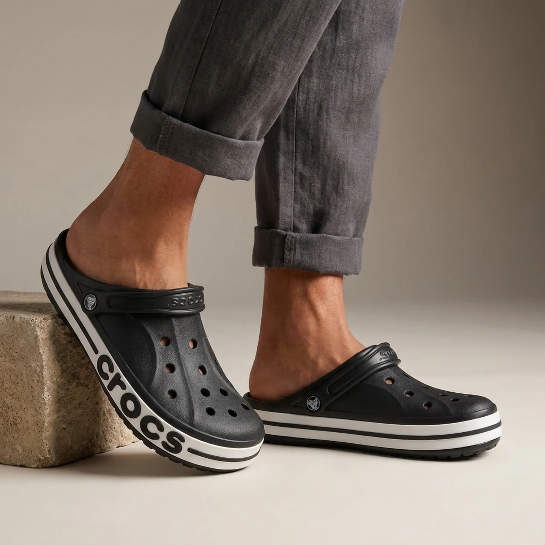 Тапочки унісекс Crocs Bayaband Clog (205089-066)