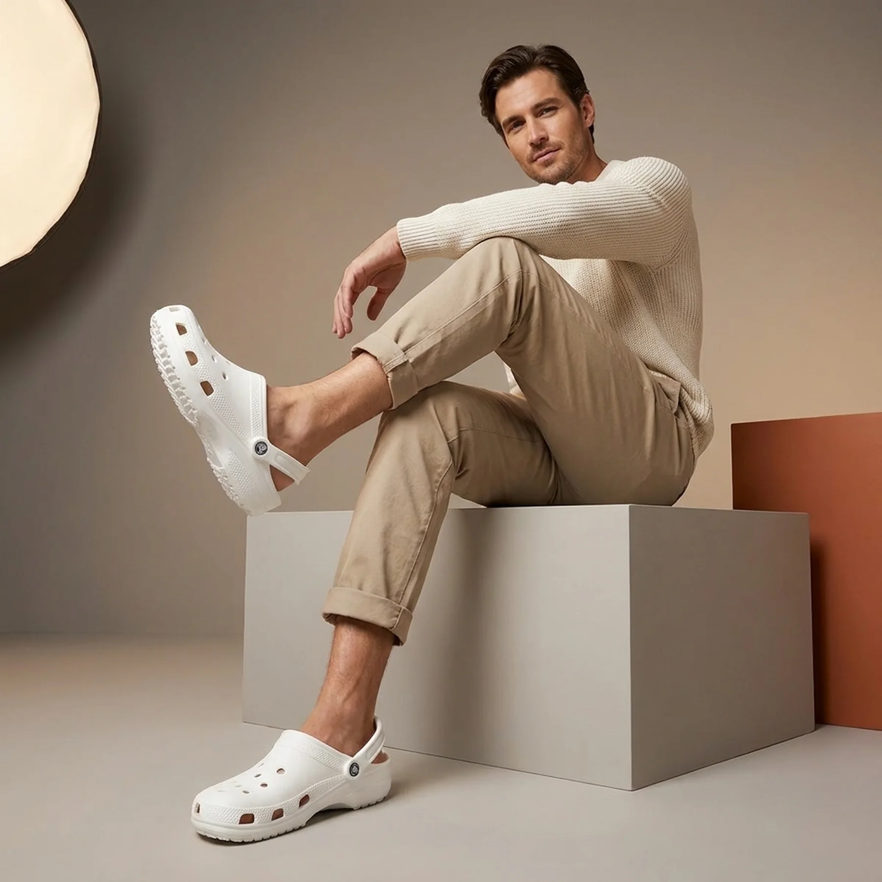 Тапочки унісекс Crocs Classic White (10001-100)