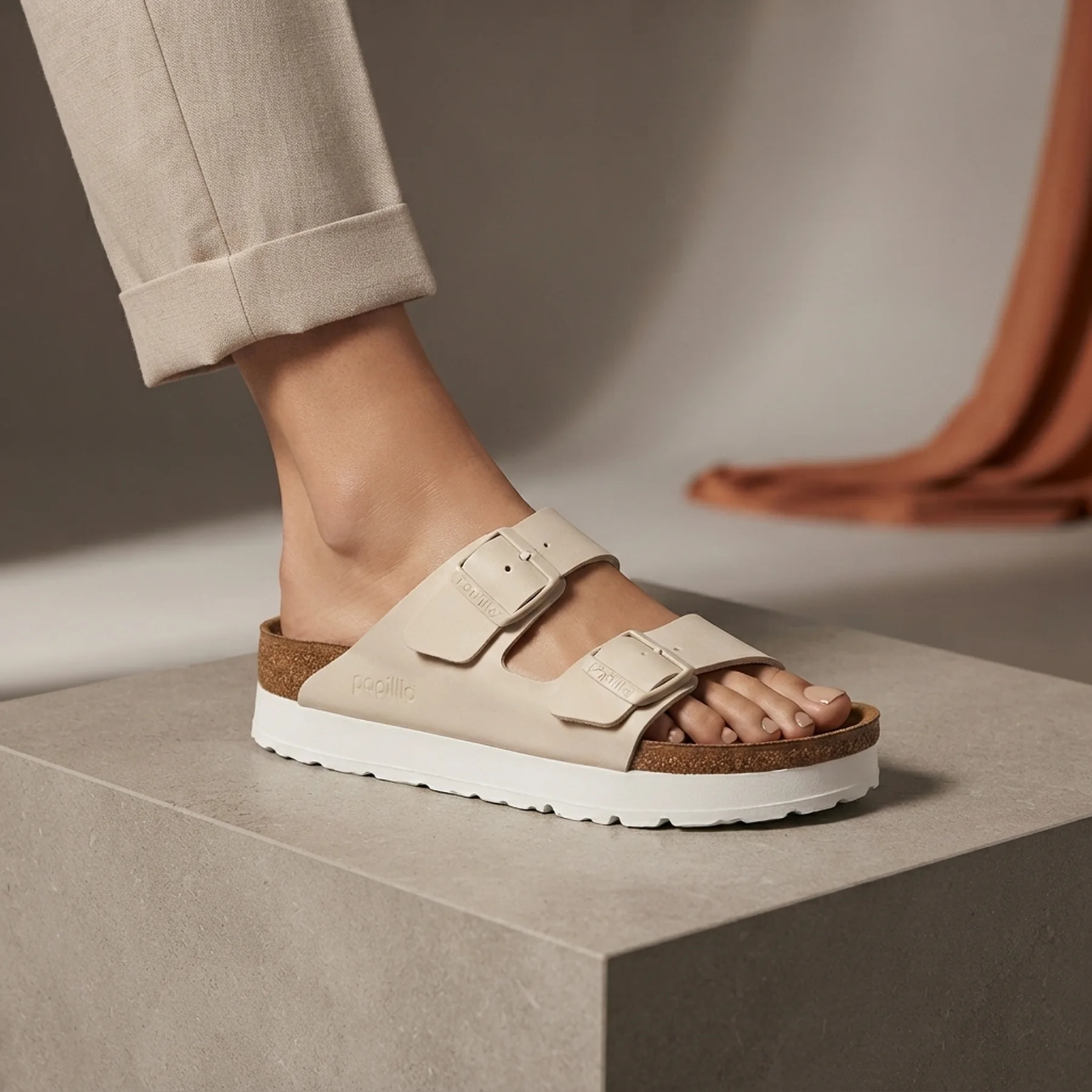 Тапочки жіночі Birkenstock Arizona Papillio Beige (1029127)