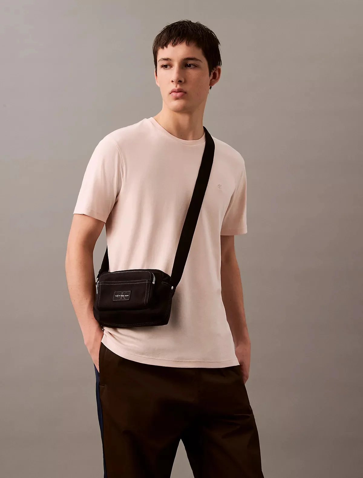 Текстильна сумка через плече Calvin Klein з логотипом 1159847536 Чорний