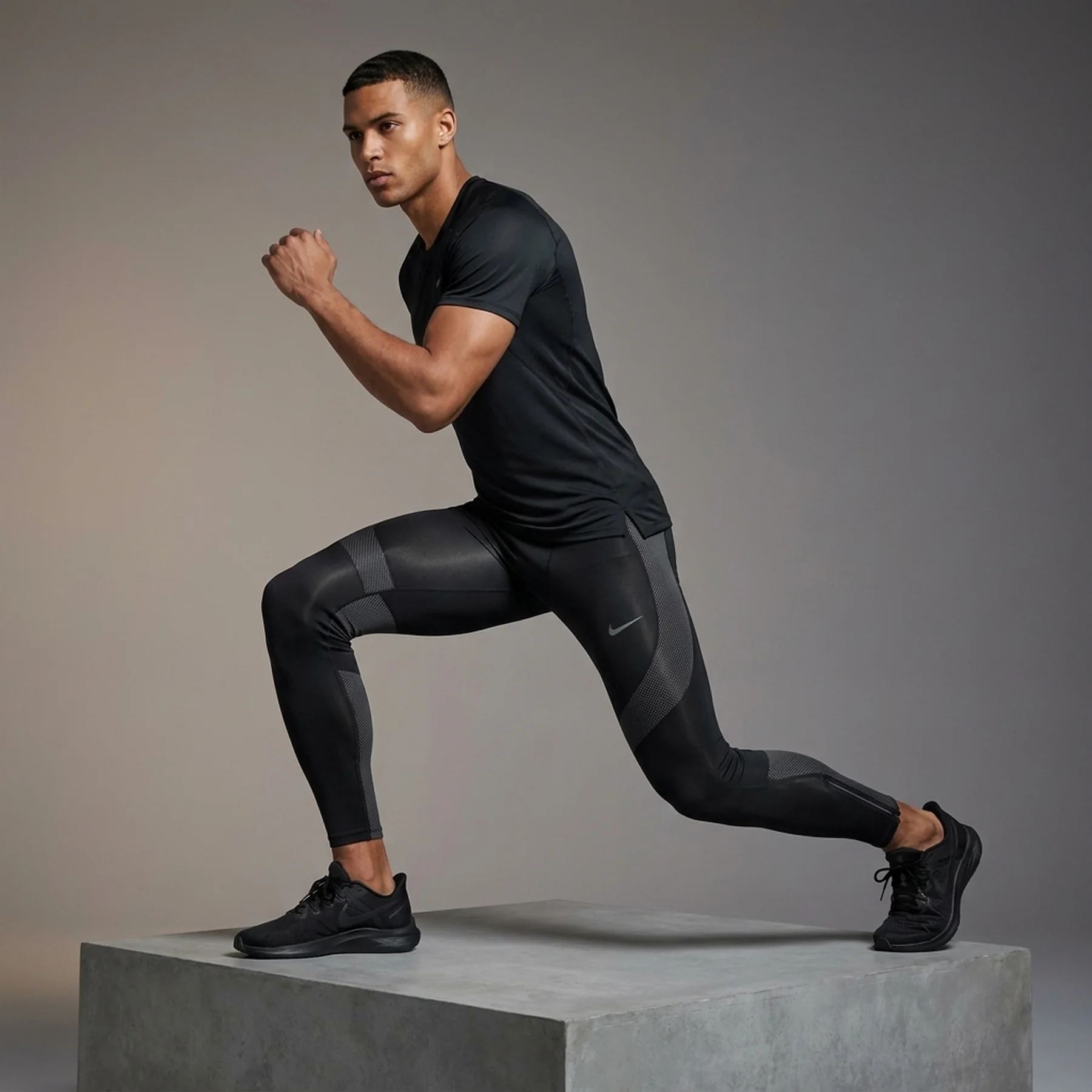 Термобілизна чоловіча Nike Dri-Fit Adv Tights (FZ1119-010)