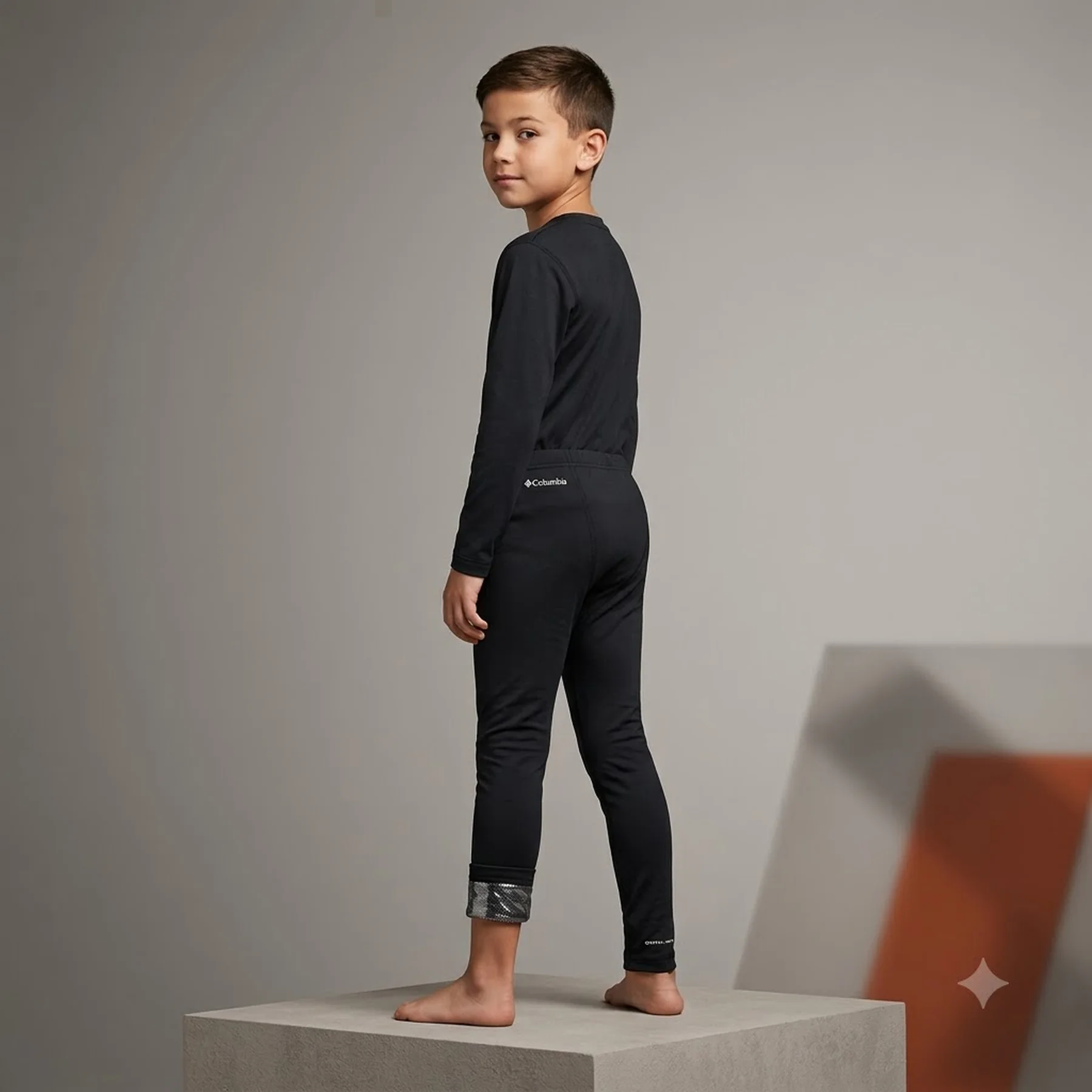 Термобілизна дитяча Columbia Midweight Crew 2 Black (1566811CLB-012)