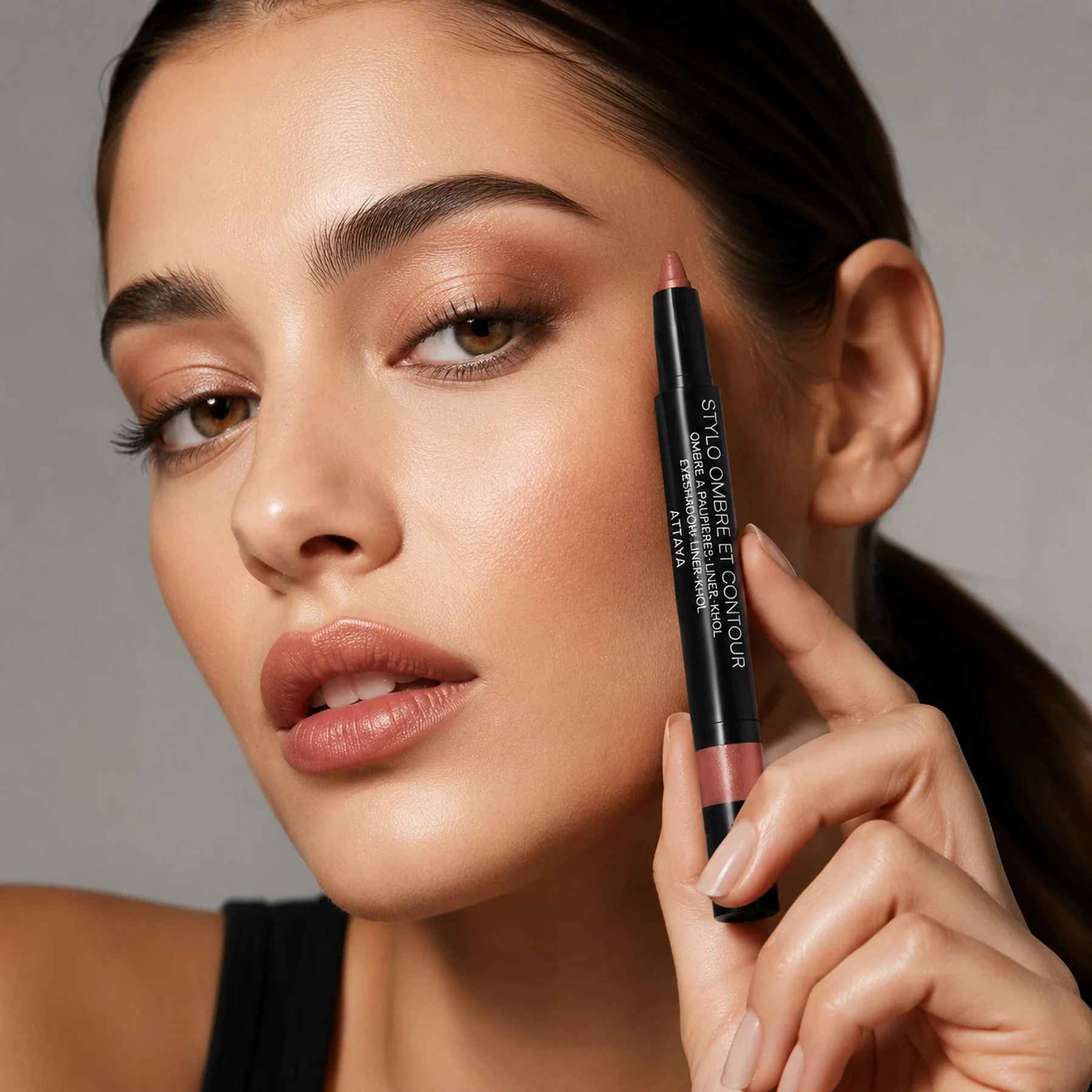 Тени для век CHANEL 3-In-1 Eyeshadow-Eyeliner-Kohl Pencil 52 Attaya