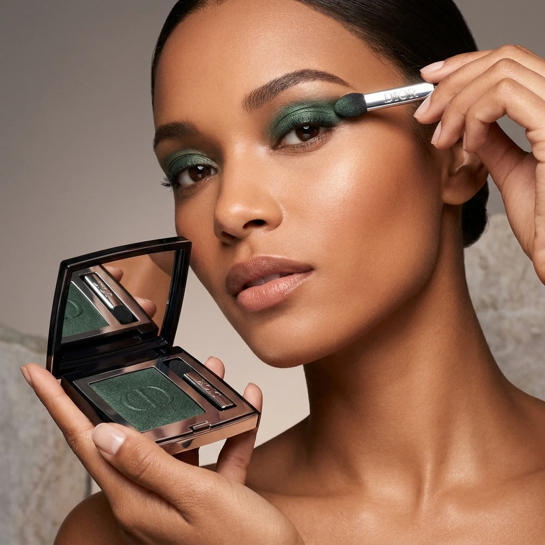 Тени для век Dior Diorshow Mono Couleur High-Color and Long-Wear Eyeshadow 2 г 280 Lucky Clover