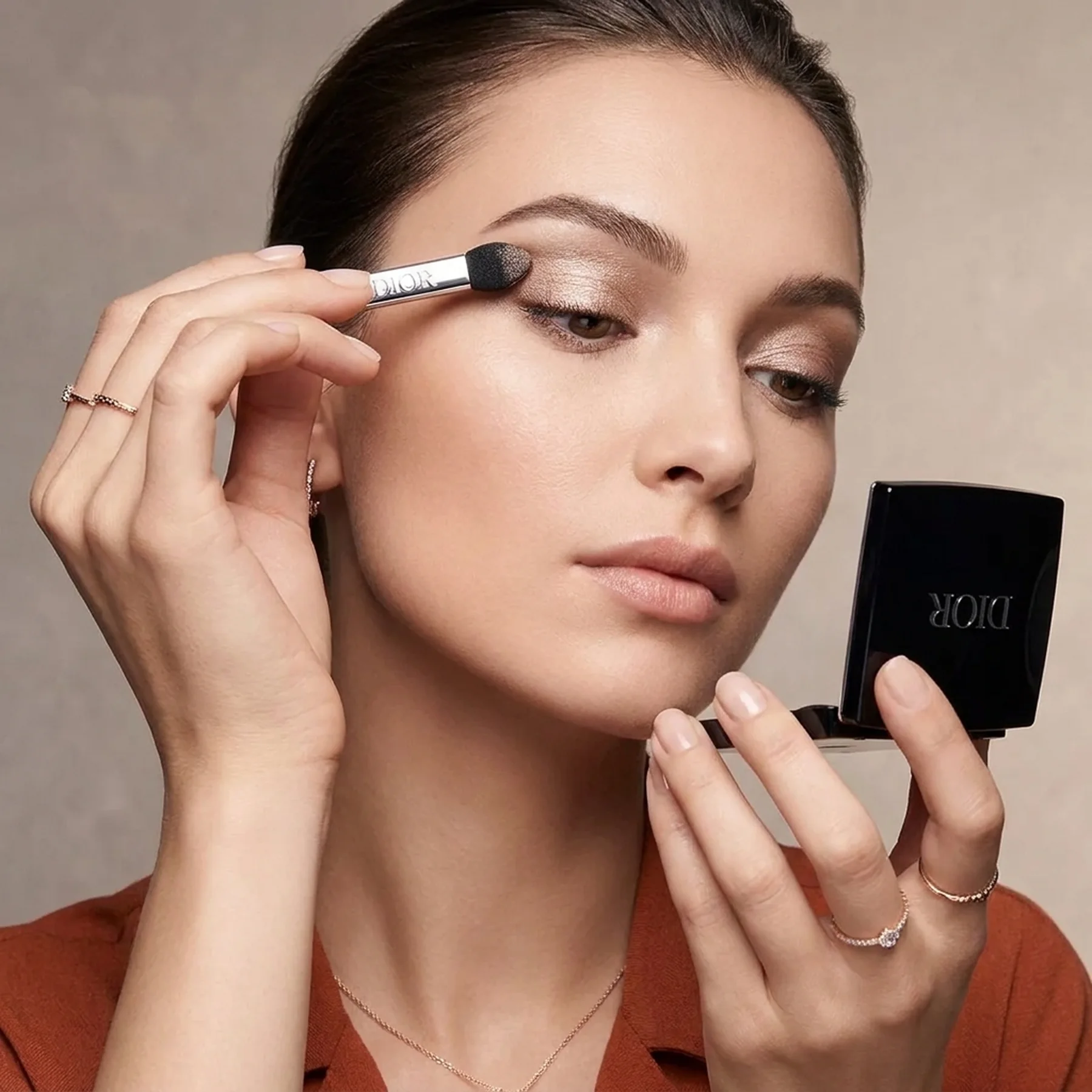 Тіні для повік Dior Diorshow Mono Couleur High-Color and Long-Wear Eyeshadow 2 г 658 Beige Mitzah