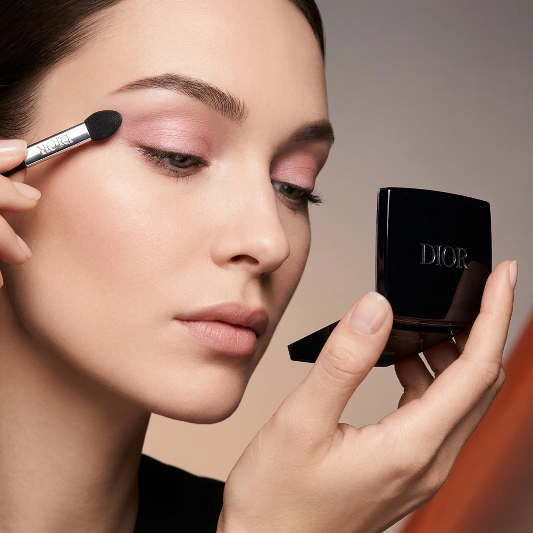 Тіні для повік Dior Diorshow Mono Couleur High-Color and Long-Wear Eyeshadow 2 г 826 Rose Montaigne