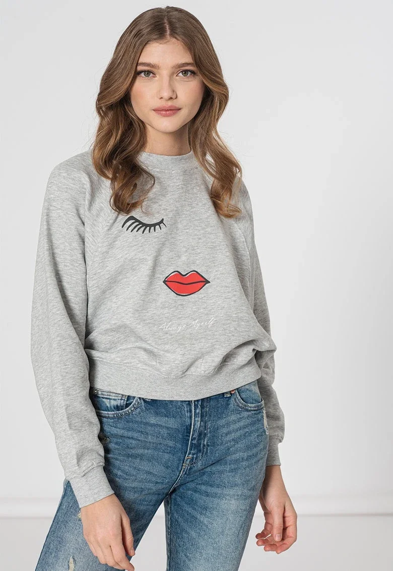 Толстовка ONLJENNIFER LIFE L/S O-NECK BOX SWT 15250226-Light Grey Melange-Print:FACE ONLY L Сірий