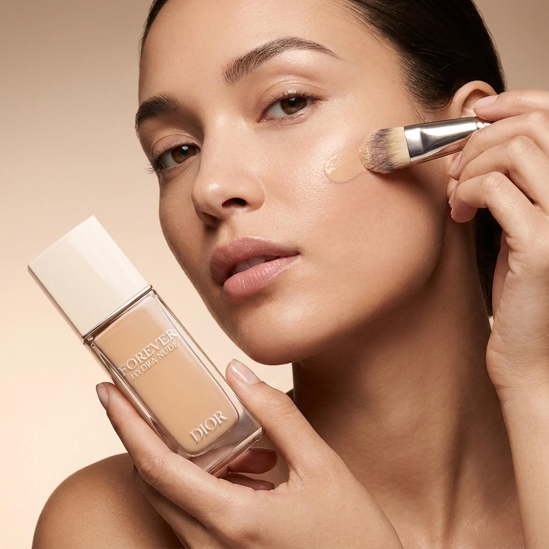 Тональная основа Dior Forever Hydra Nude 30 мл 3,5N Neutral