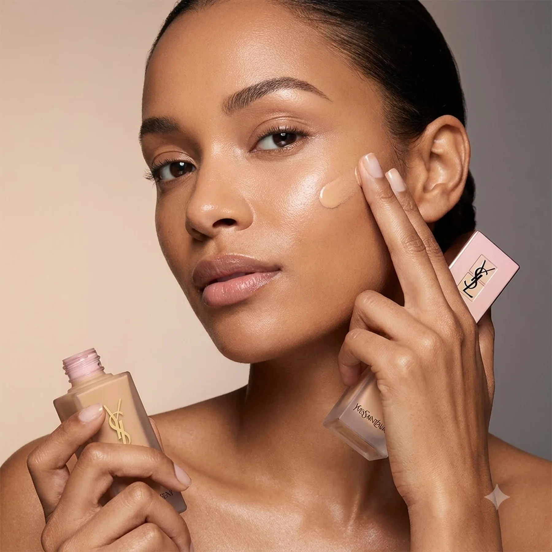 Тональная основа для лица с сияющим финишем Yves Saint Laurent All Hours Glow Foundation 25 мл LW1