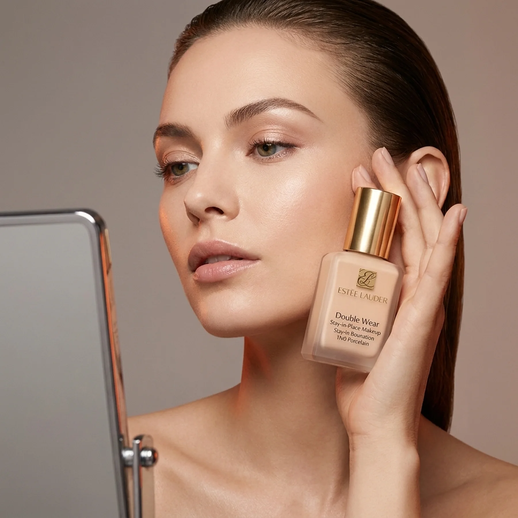 Тональный крем Estee Lauder Double Wear Stay-In-Place Makeup Foundation 30 мл 1N0 Porcelain